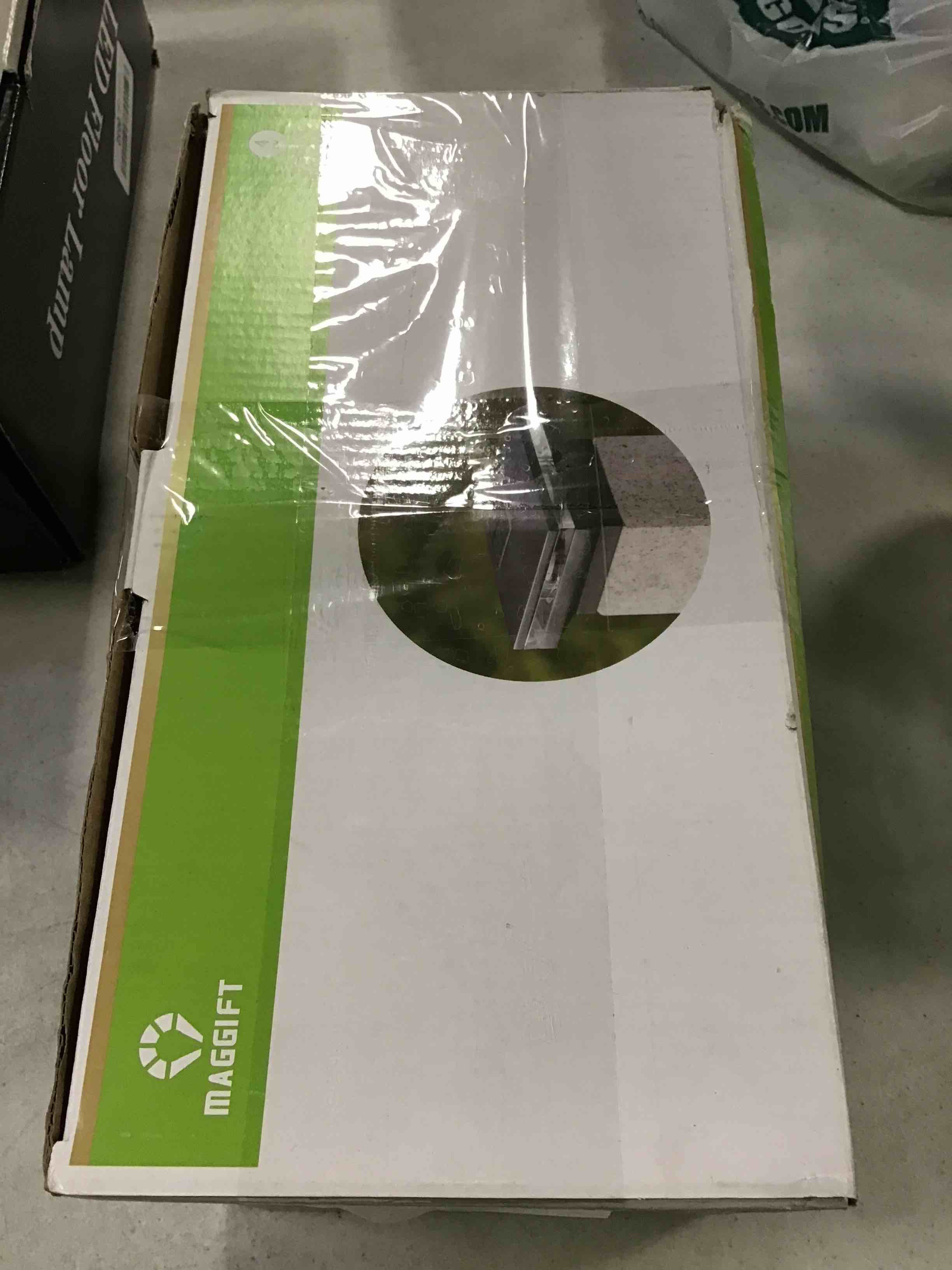 https://s3.amazonaws.com/lotting-images-prod/bidfta/RED6476213_1717590464536.jpeg