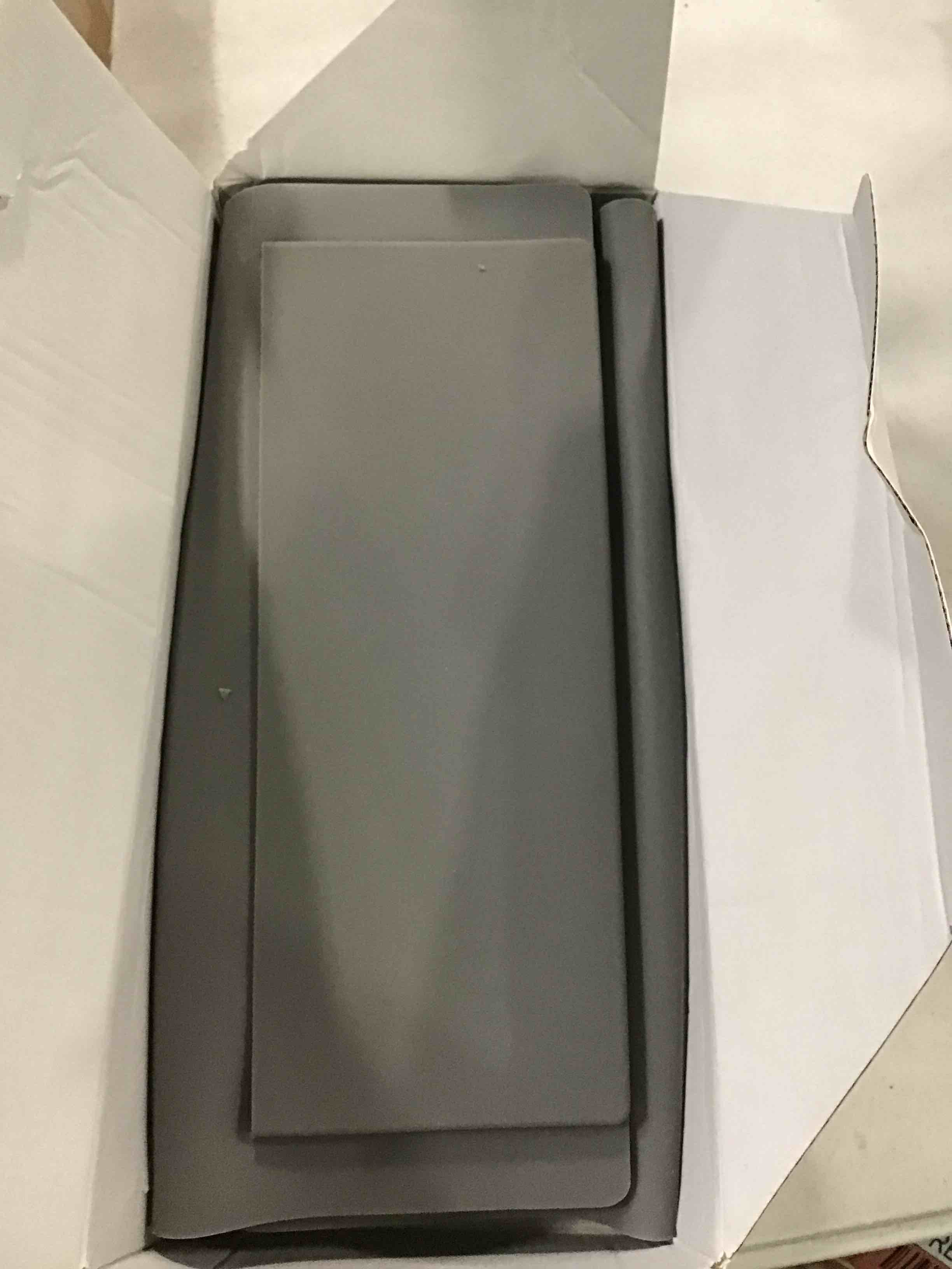 https://s3.amazonaws.com/lotting-images-prod/bidfta/RED6476594_1717675910360.jpeg