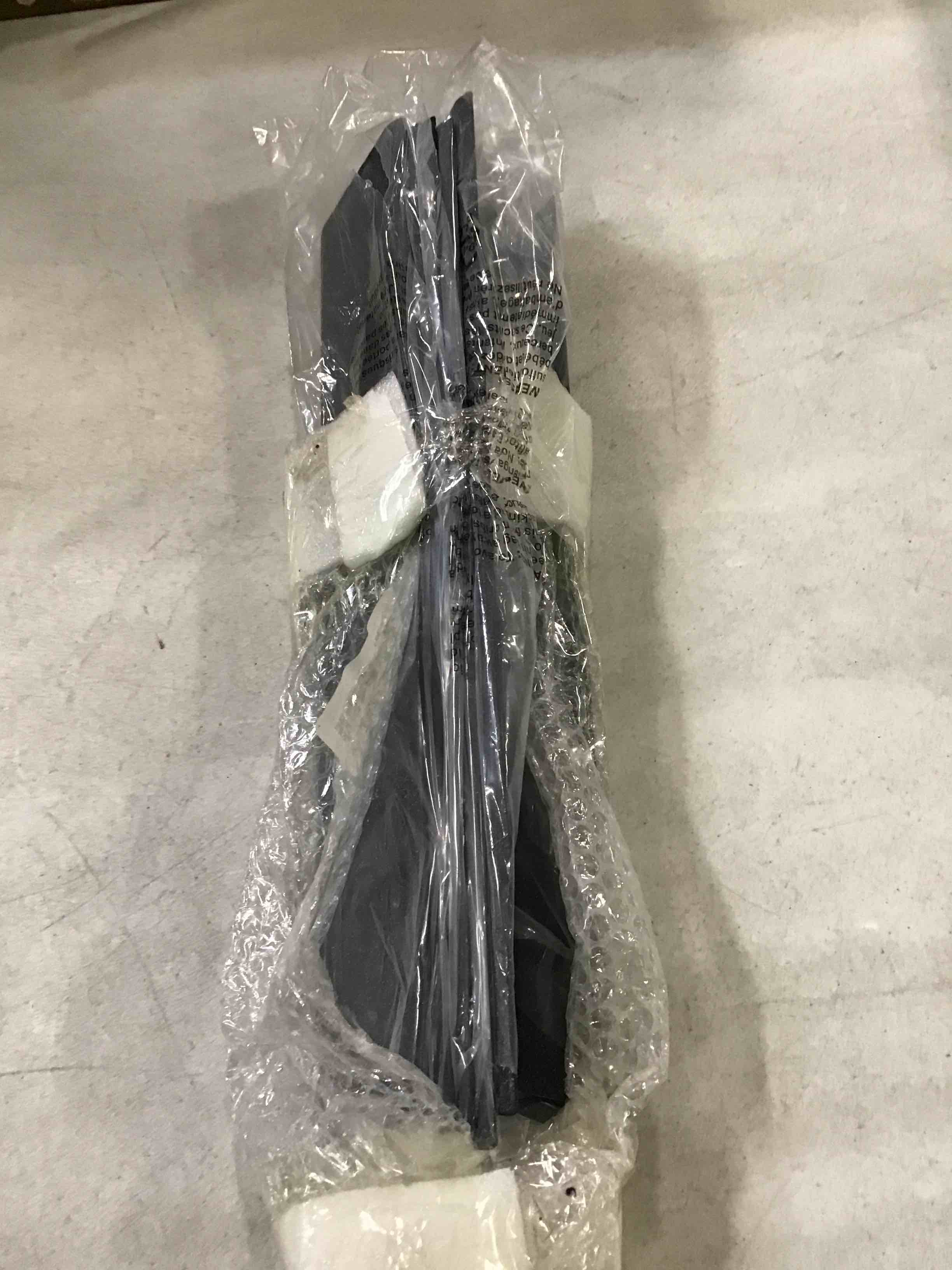 https://s3.amazonaws.com/lotting-images-prod/bidfta/RED6476645_1717678668598.jpeg