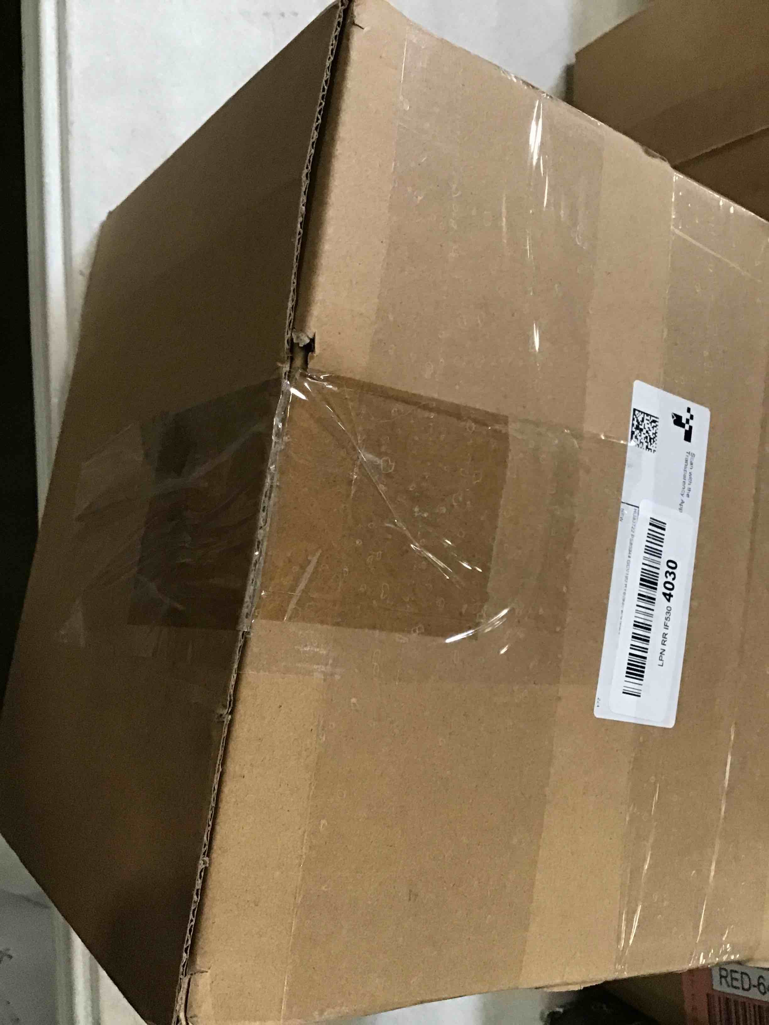 https://s3.amazonaws.com/lotting-images-prod/bidfta/RED6476670_1717681198913.jpeg