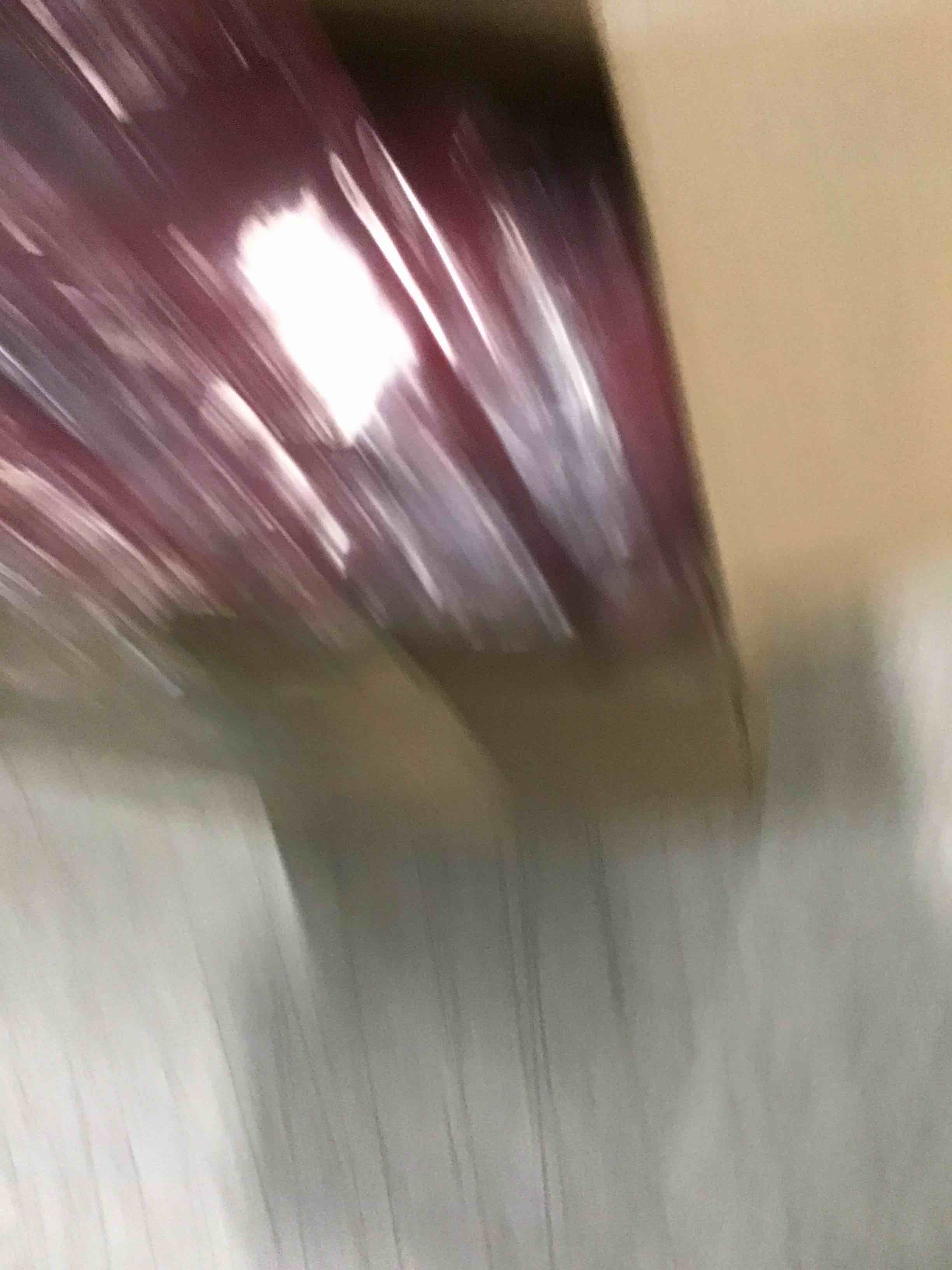 https://s3.amazonaws.com/lotting-images-prod/bidfta/RED6478221_1717771609049.jpeg