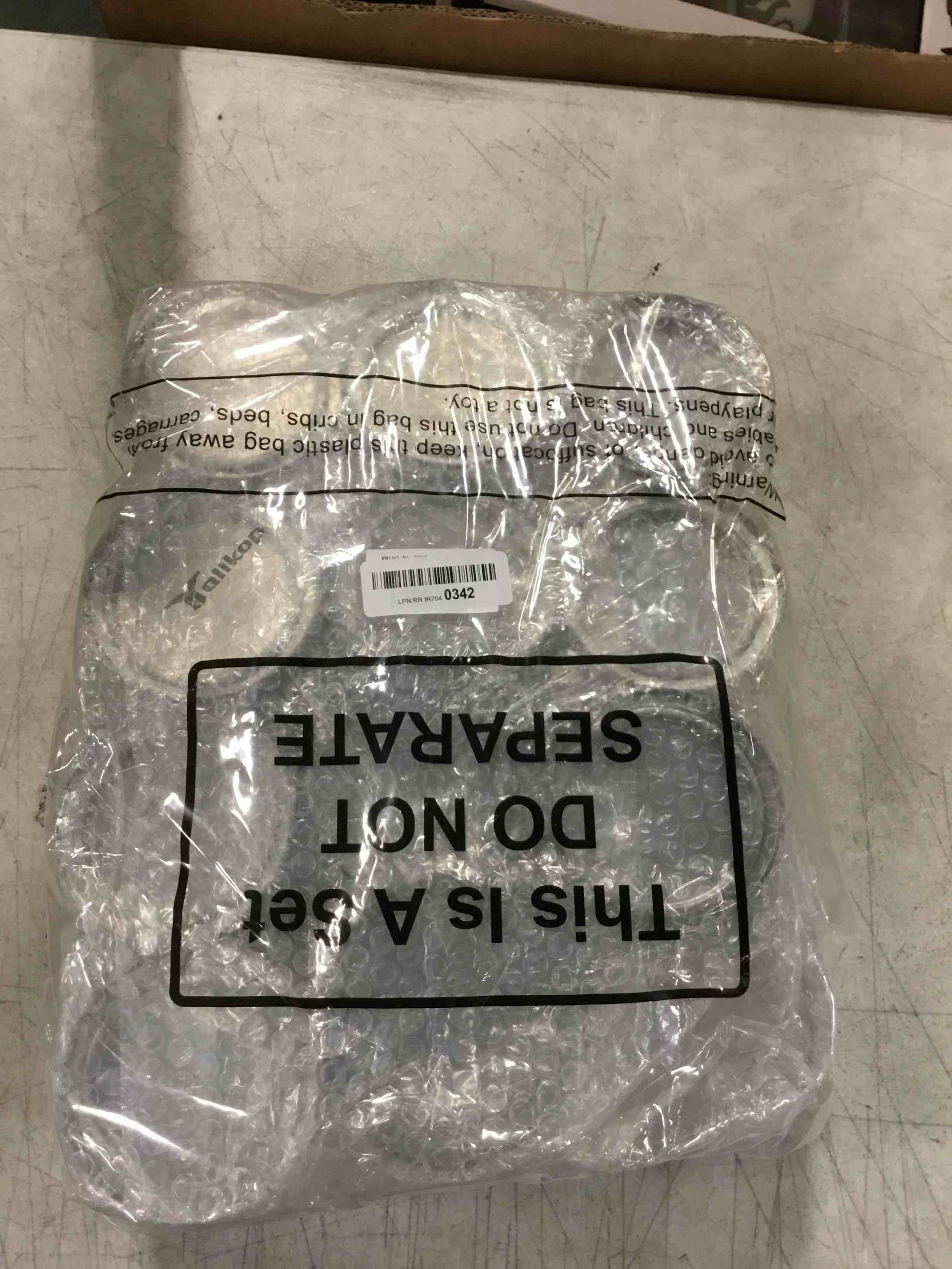https://s3.amazonaws.com/lotting-images-prod/bidfta/RED6478904_1718202298015.jpeg