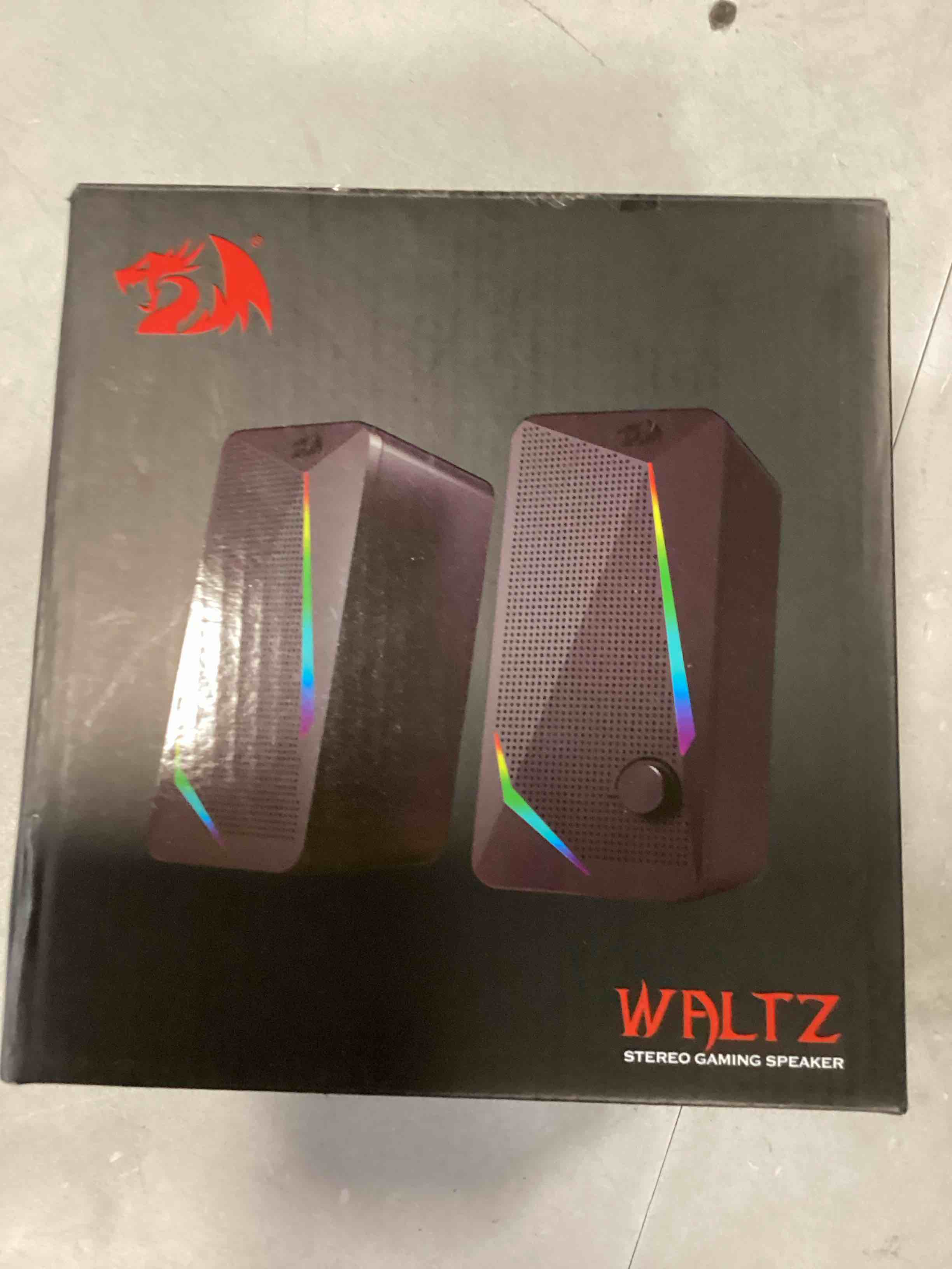 https://s3.amazonaws.com/lotting-images-prod/bidfta/RED6480907_1717609706661.jpeg