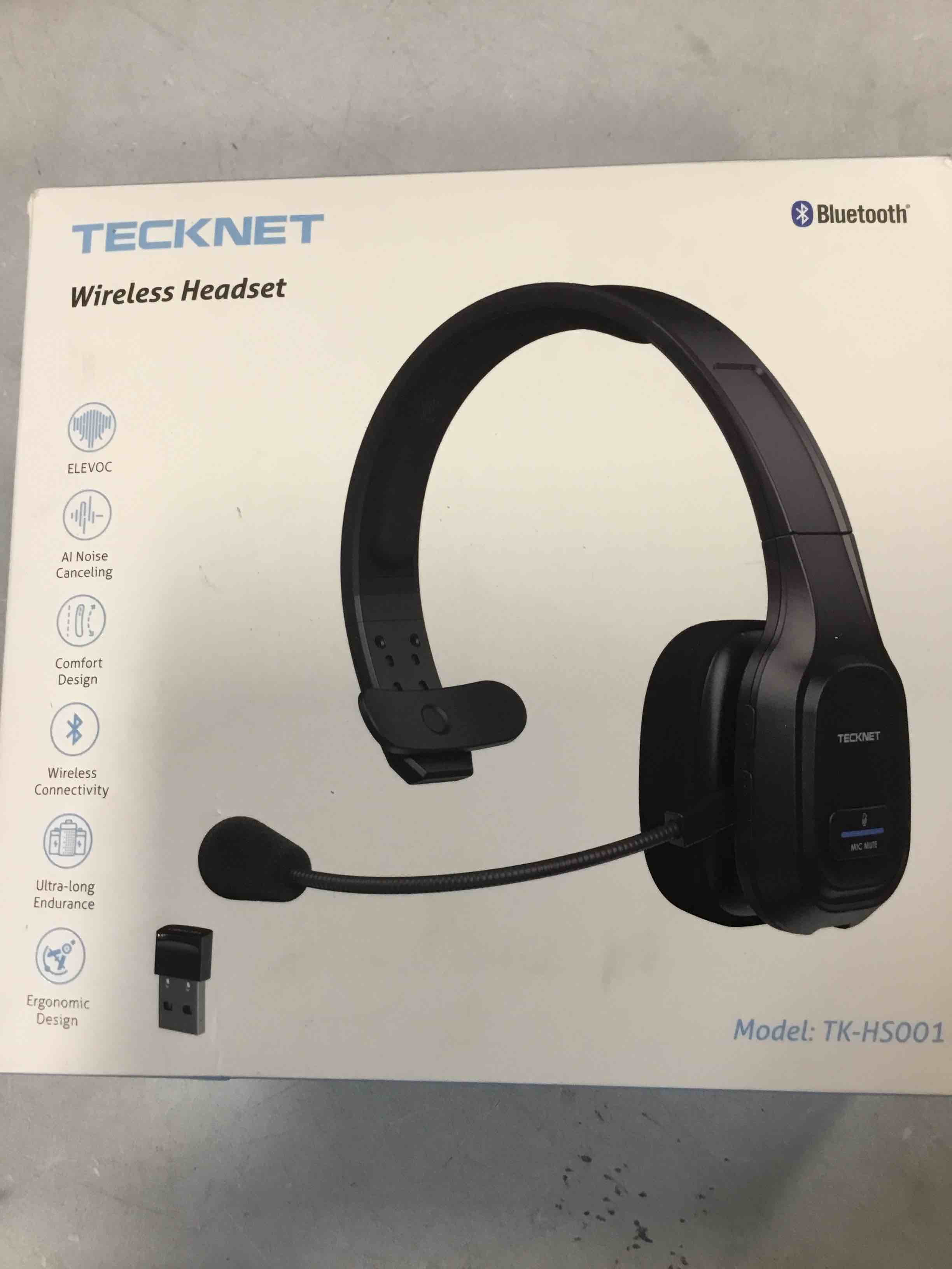 https://s3.amazonaws.com/lotting-images-prod/bidfta/RED6481226_1717781765963.jpeg