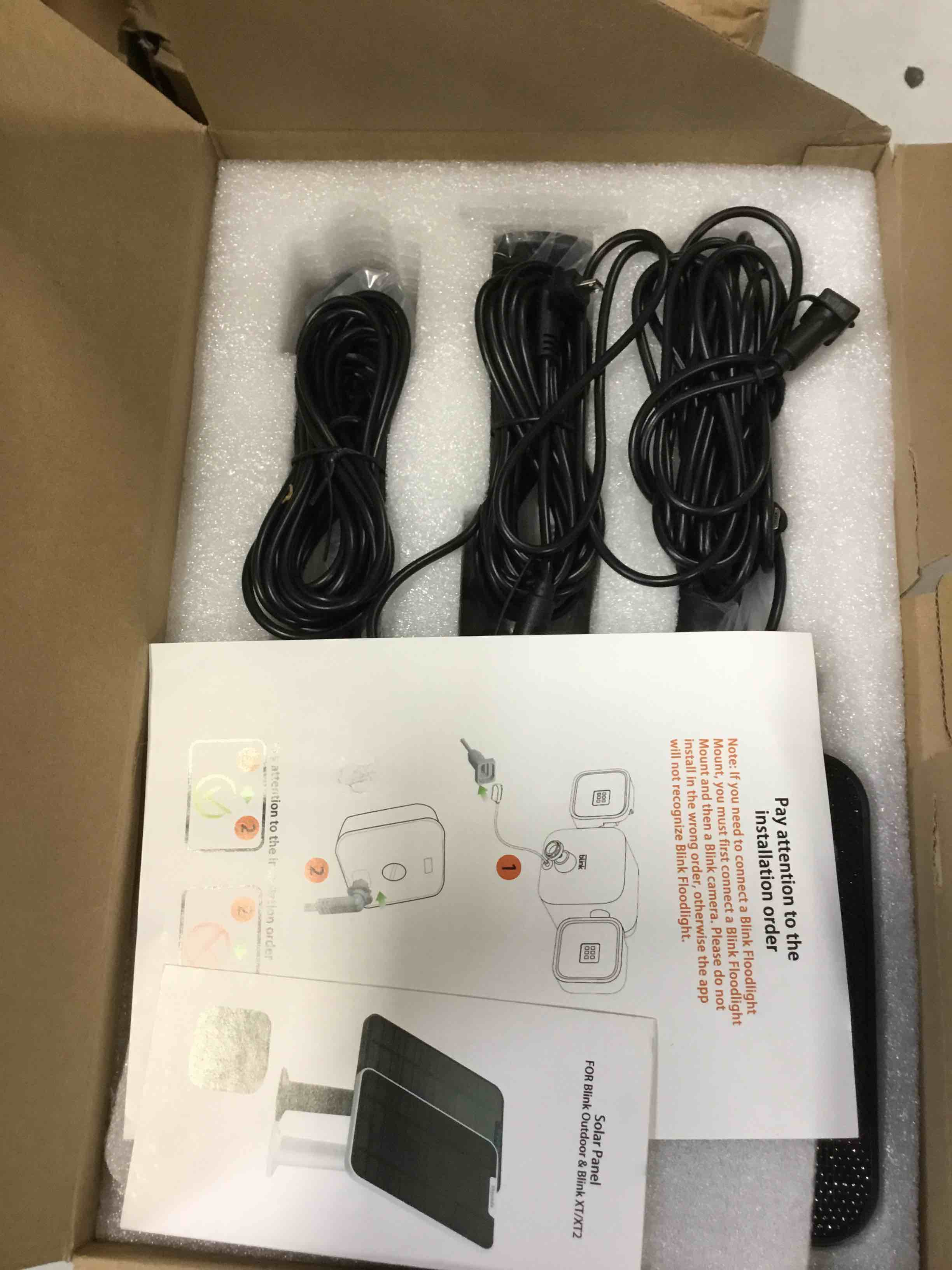 https://s3.amazonaws.com/lotting-images-prod/bidfta/RED6481278_1717789999643.jpeg