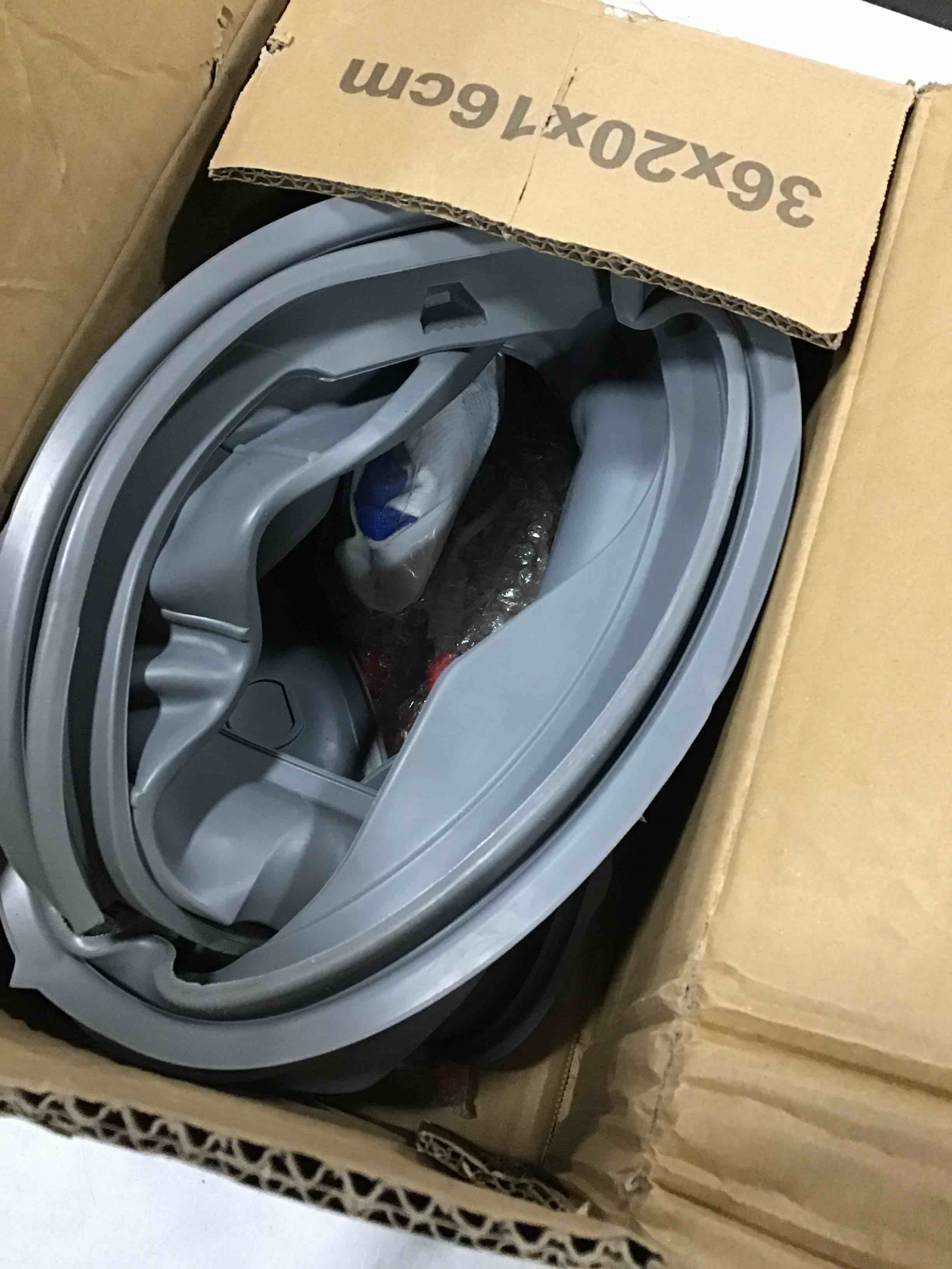 https://s3.amazonaws.com/lotting-images-prod/bidfta/RED6481336_1717847810692.jpeg