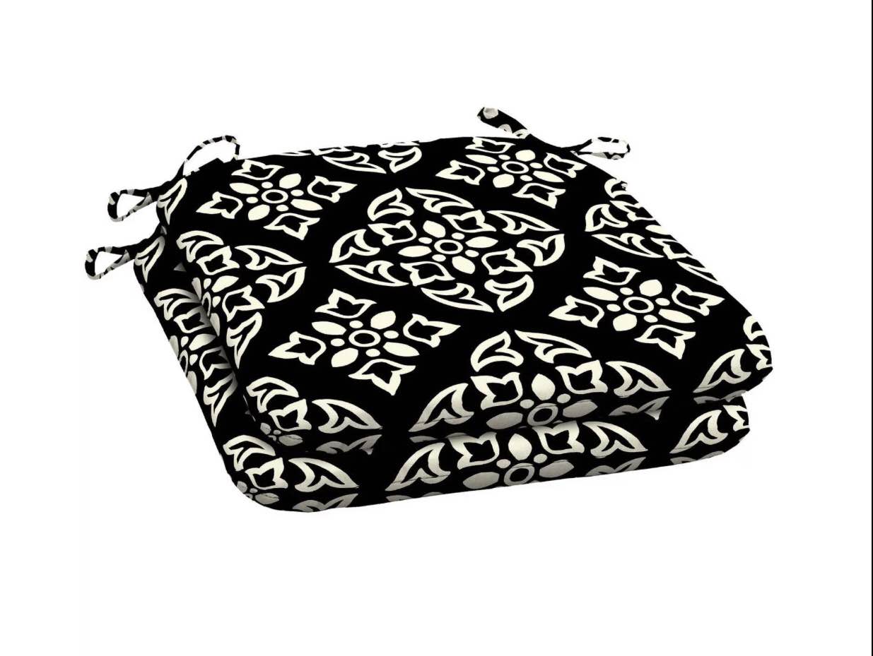 Better Homes & Gardens Black and White Medallion 19 x 18 In. Wrought Iron Seat Pad, Set of Two Better Homes & Gardens Black and White Medallion 18 x 16 In. Wrought Iron Seat Pad, Set of Two