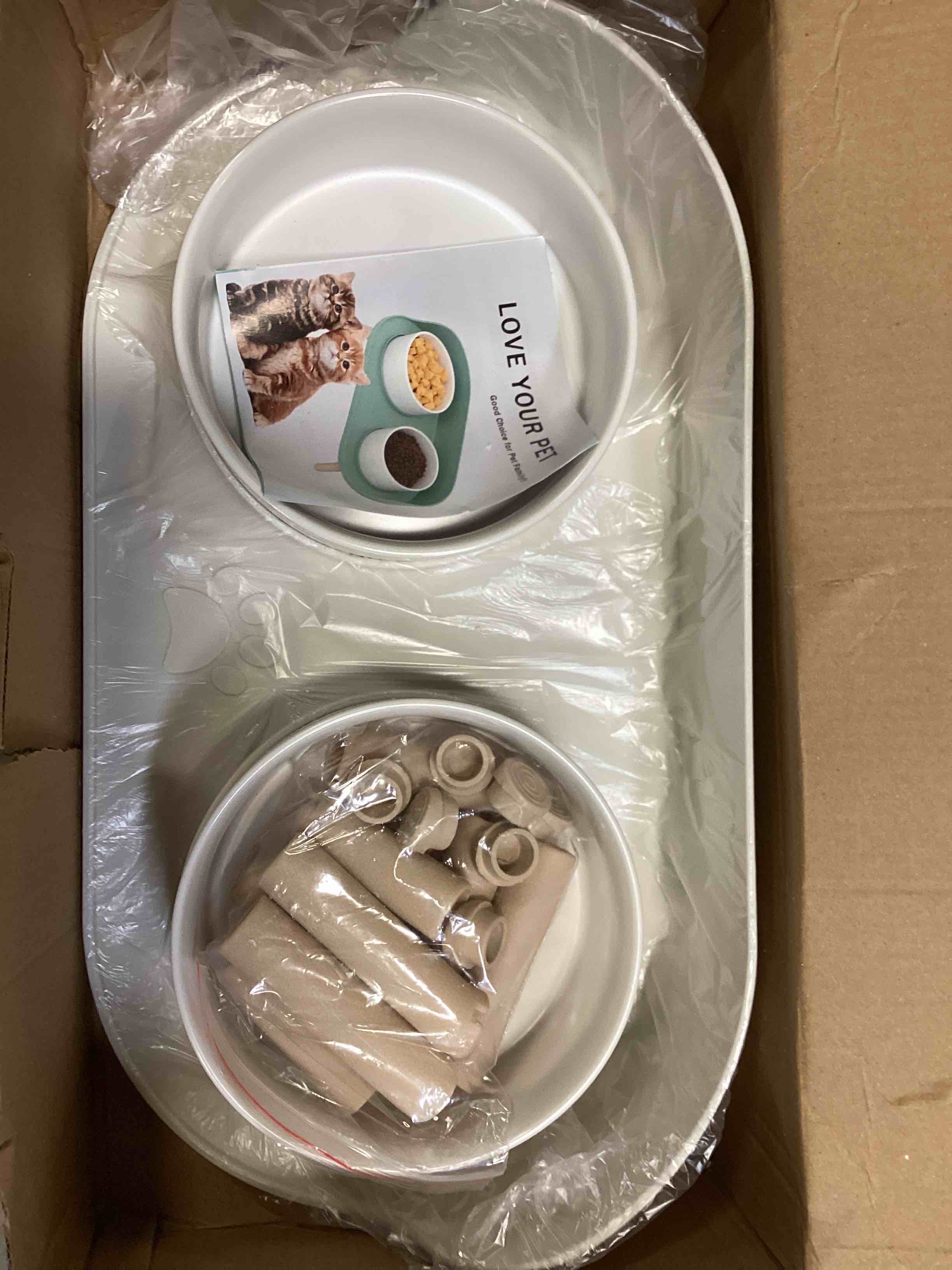 https://s3.amazonaws.com/lotting-images-prod/bidfta/RED6482036_1717157291983.jpeg