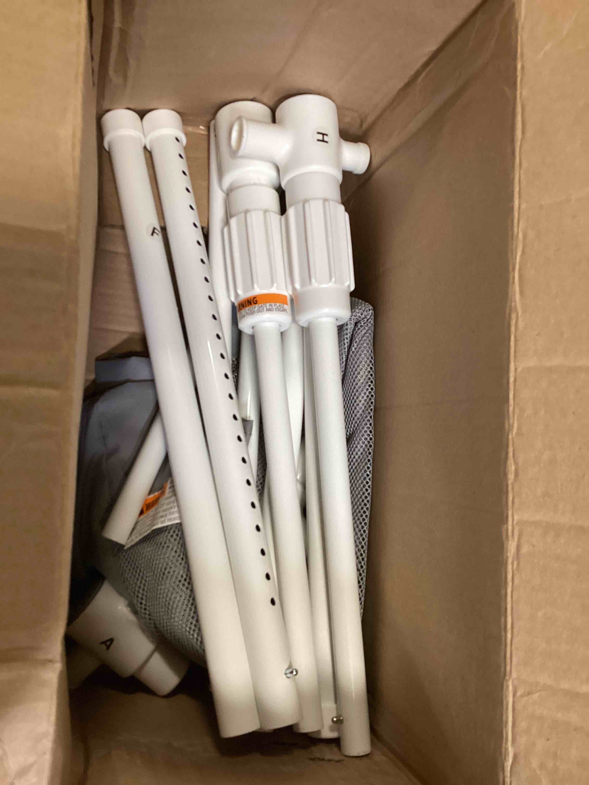 https://s3.amazonaws.com/lotting-images-prod/bidfta/RED6482129_1717163781761.jpeg
