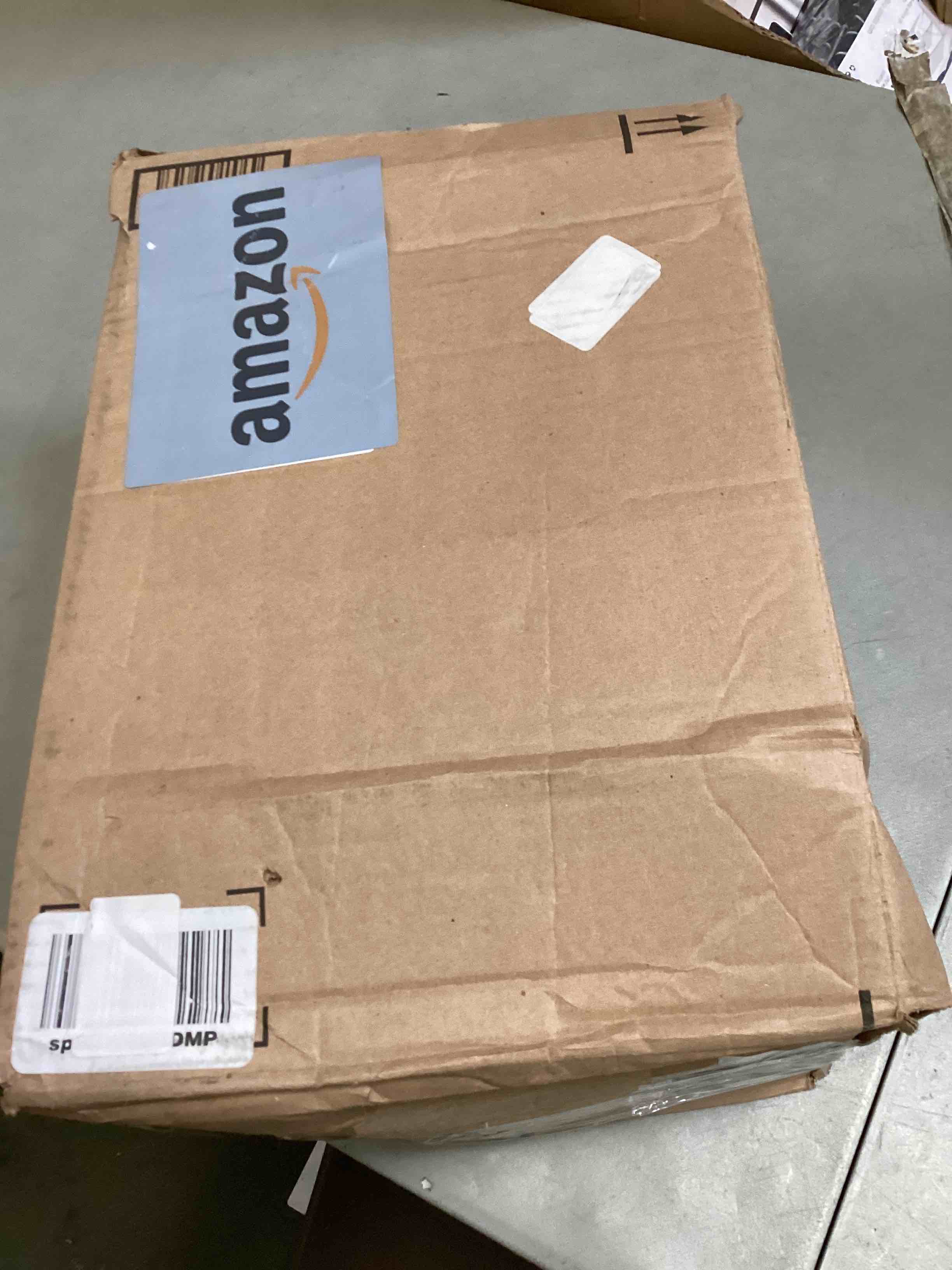 https://s3.amazonaws.com/lotting-images-prod/bidfta/RED6482129_1717163806117.jpeg