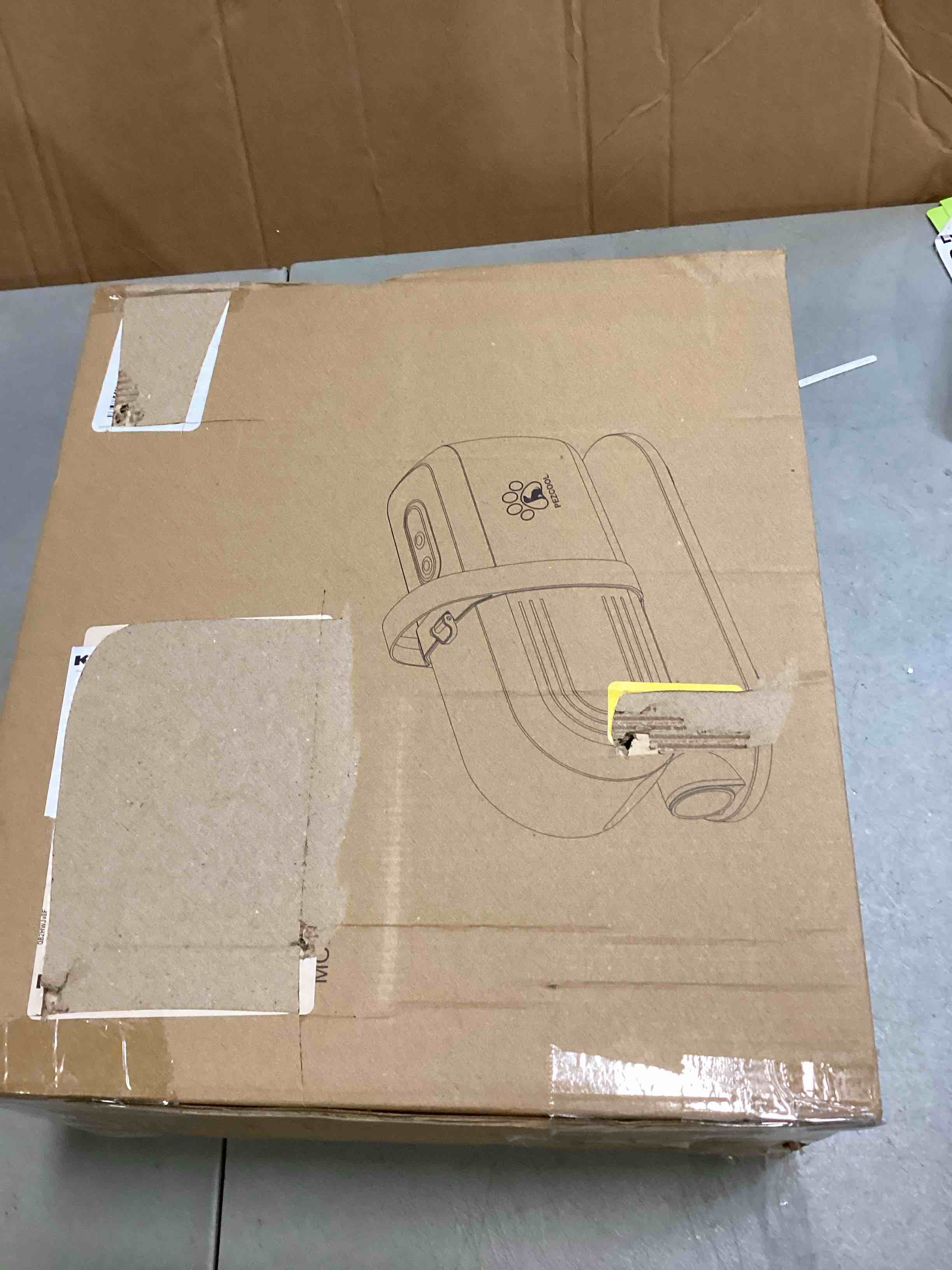 https://s3.amazonaws.com/lotting-images-prod/bidfta/RED6482453_1717245597140.jpeg