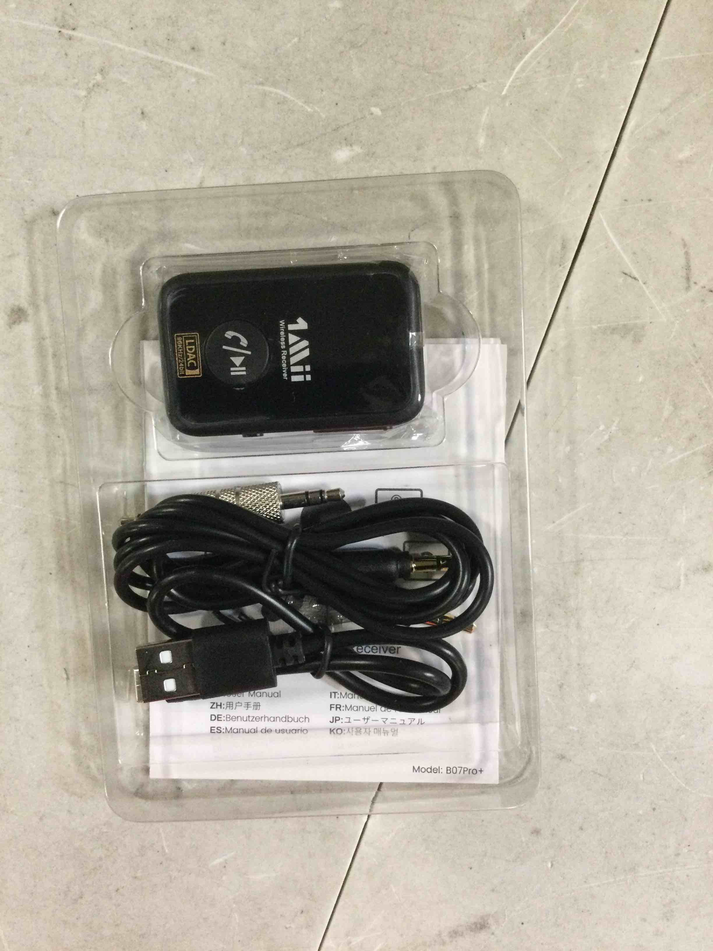 https://s3.amazonaws.com/lotting-images-prod/bidfta/RED6483061_1717508623450.jpeg