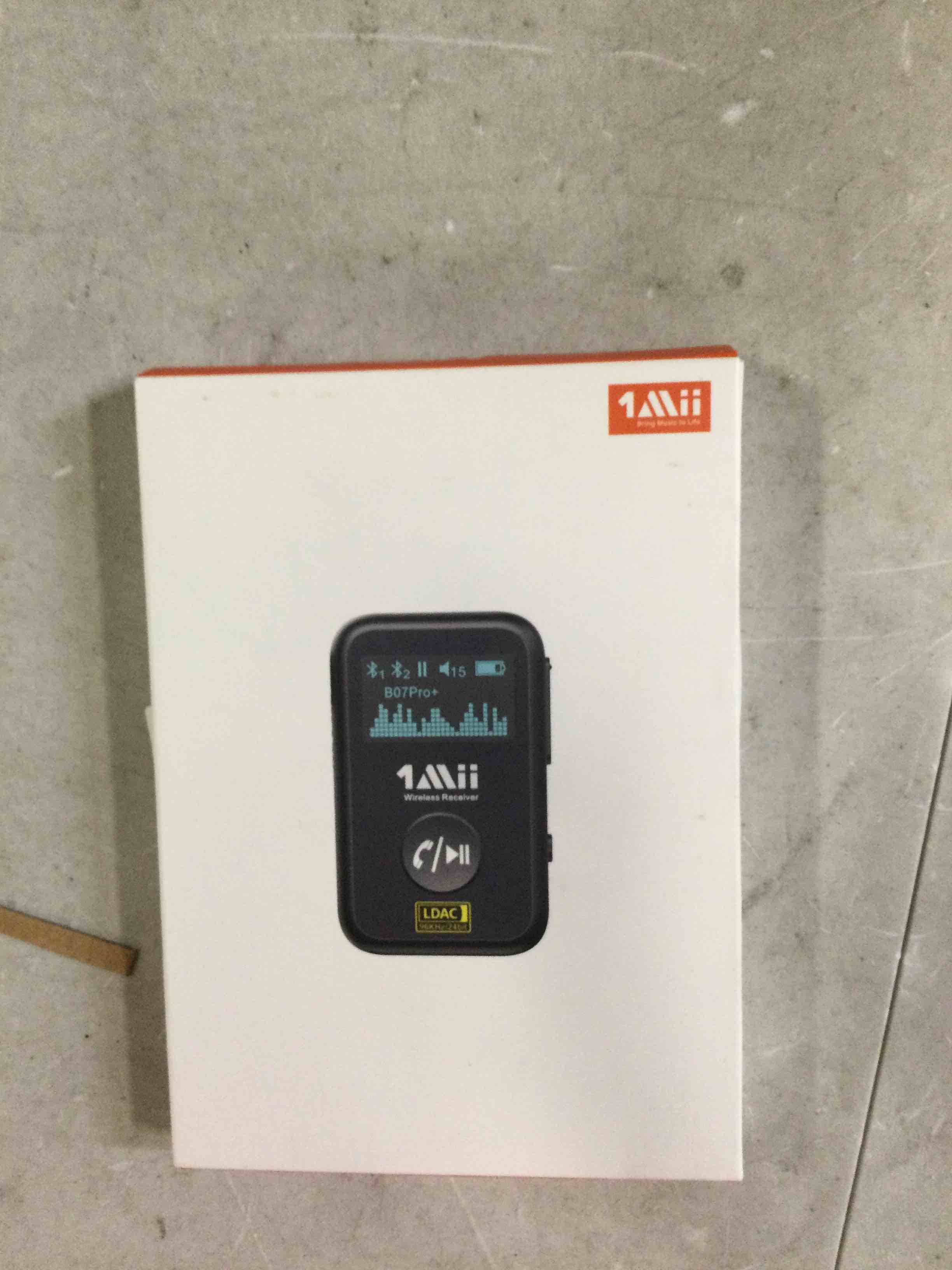 https://s3.amazonaws.com/lotting-images-prod/bidfta/RED6483061_1717508661853.jpeg