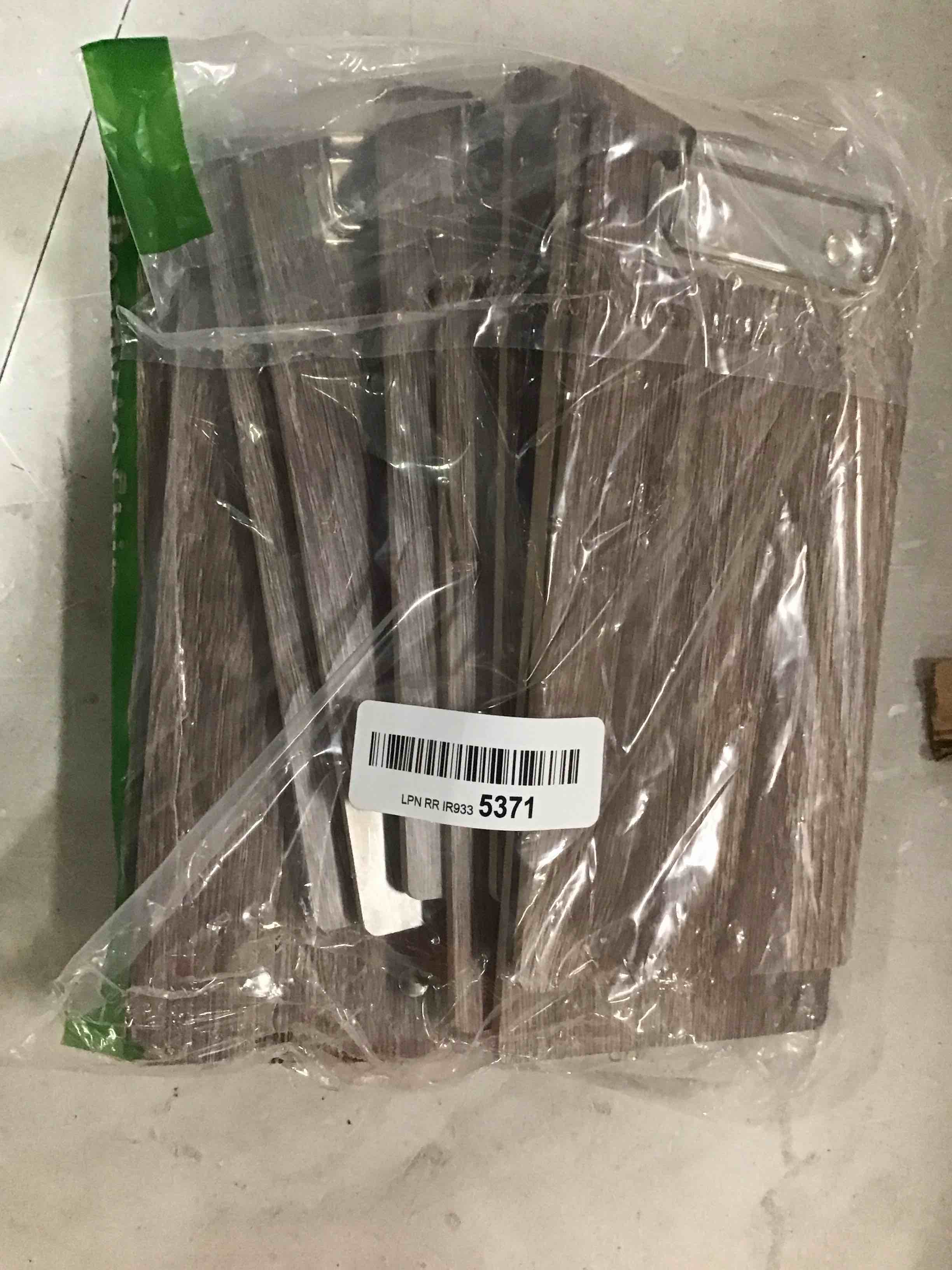 https://s3.amazonaws.com/lotting-images-prod/bidfta/RED6483131_1717519380586.jpeg