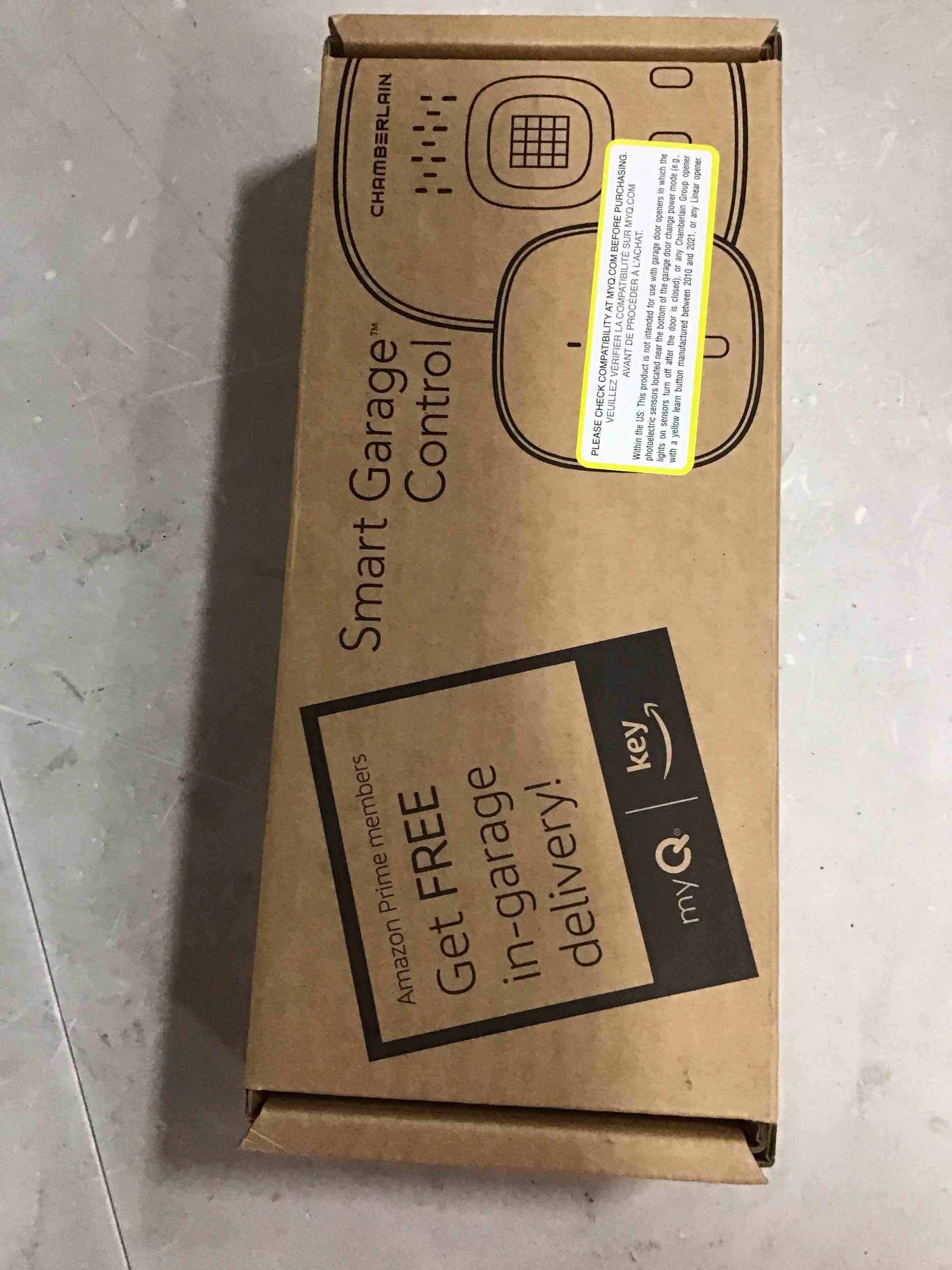 https://s3.amazonaws.com/lotting-images-prod/bidfta/RED6483149_1717520678252.jpeg