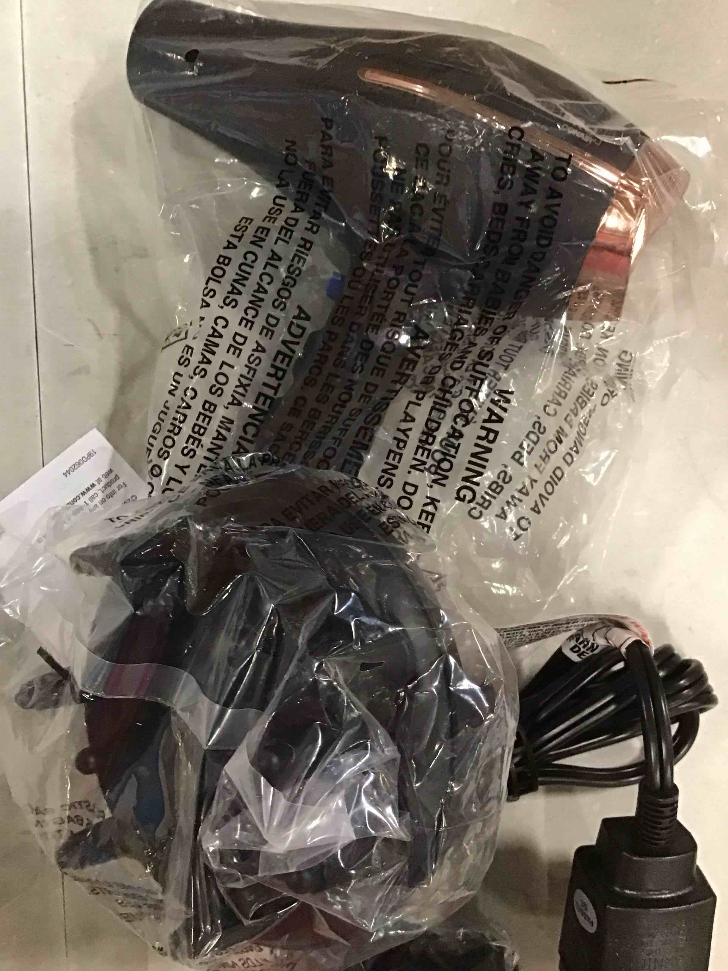 https://s3.amazonaws.com/lotting-images-prod/bidfta/RED6483167_1717522843617.jpeg