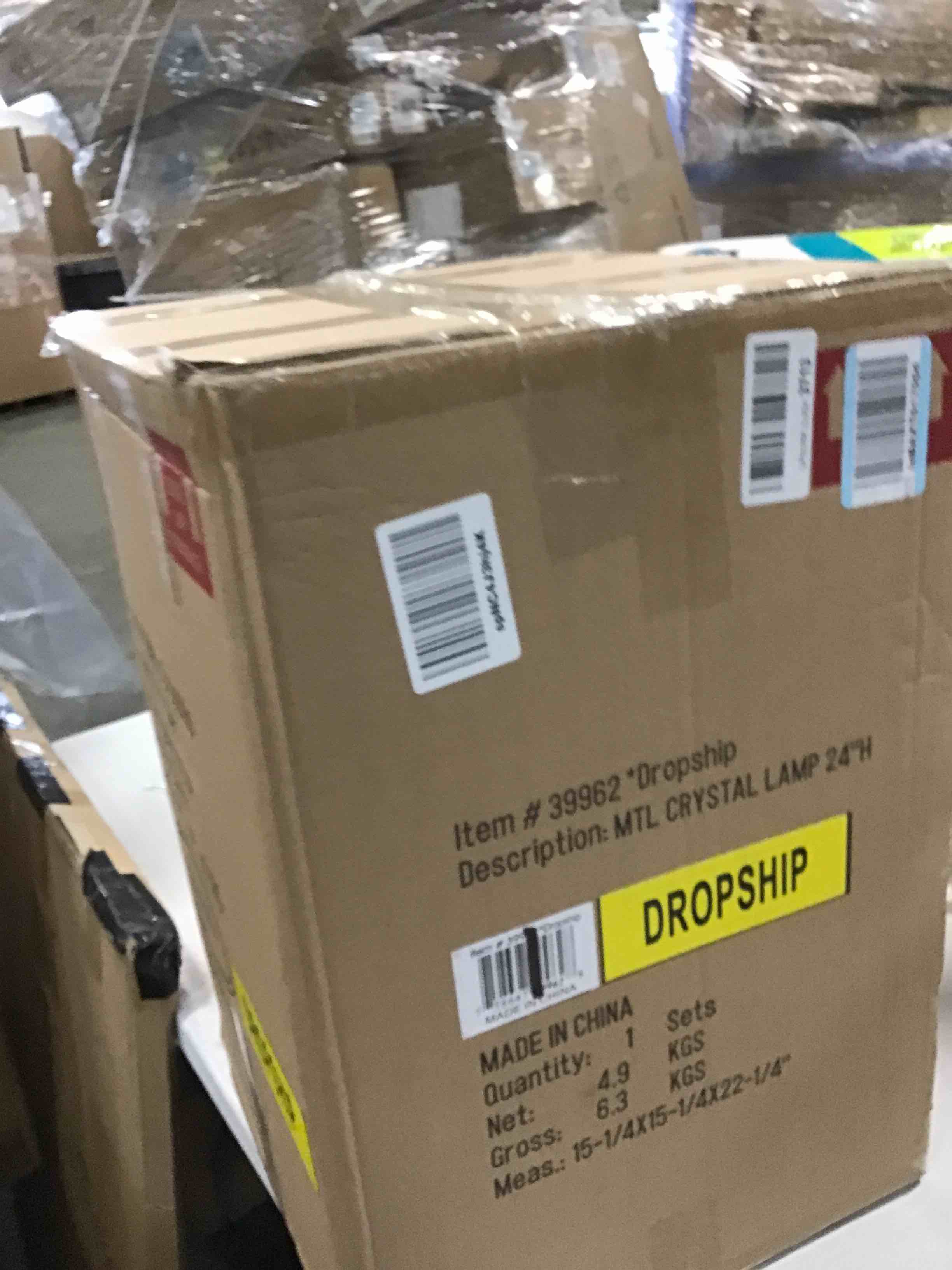 https://s3.amazonaws.com/lotting-images-prod/bidfta/RED6483600_1717338705228.jpeg