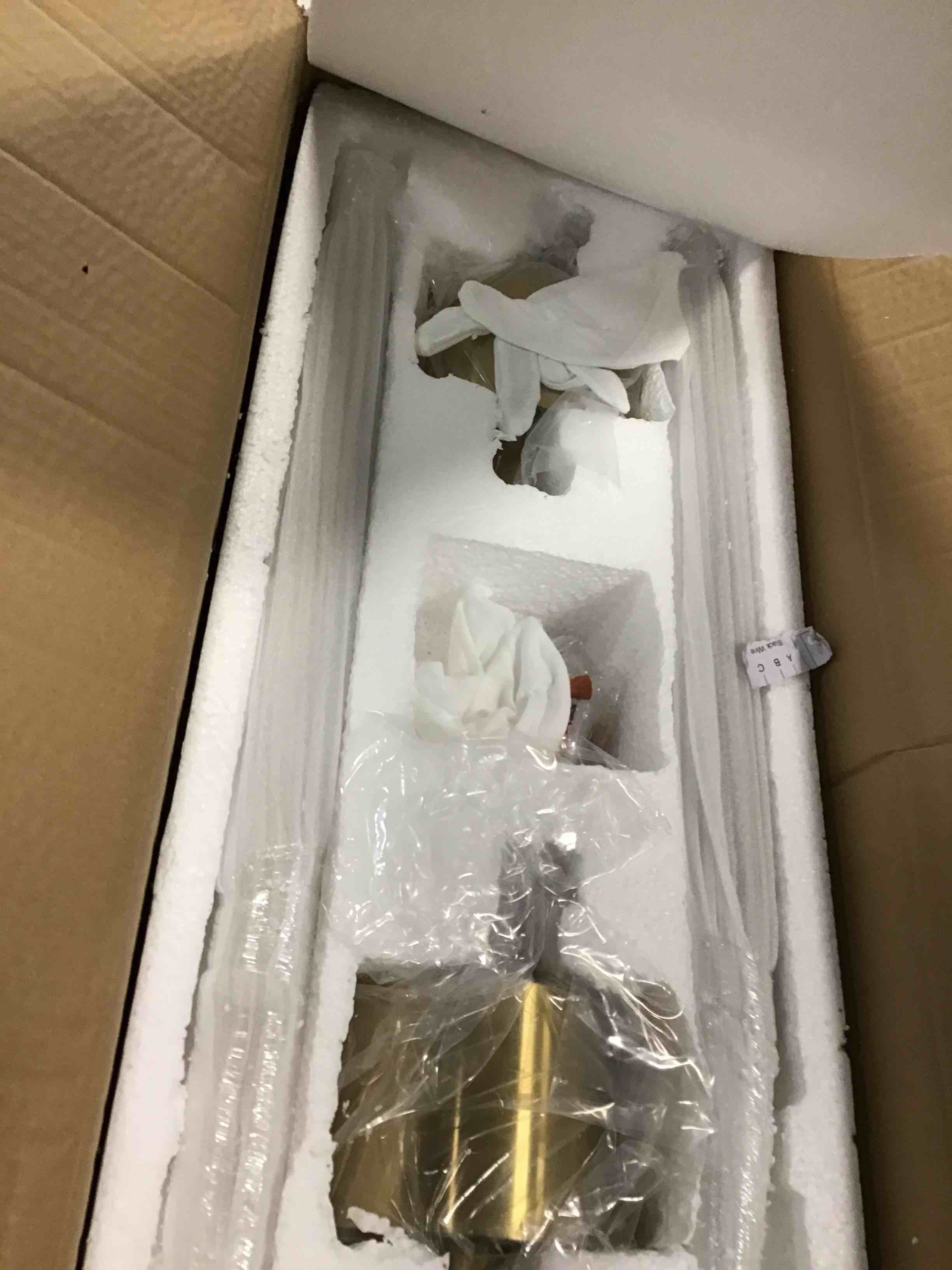 https://s3.amazonaws.com/lotting-images-prod/bidfta/RED6483756_1717350022278.jpeg