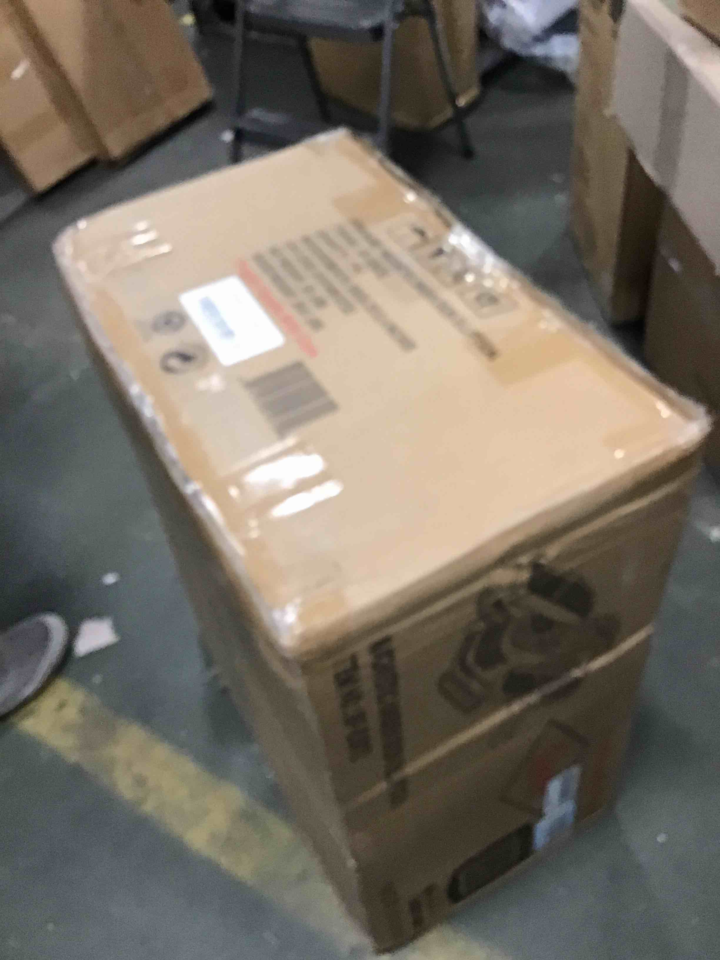 https://s3.amazonaws.com/lotting-images-prod/bidfta/RED6484434_1717508848876.jpeg