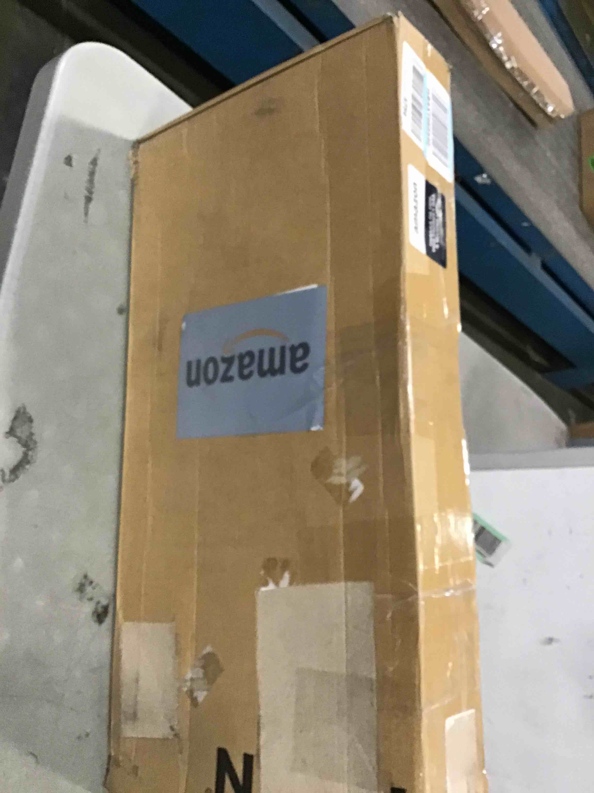 https://s3.amazonaws.com/lotting-images-prod/bidfta/RED6484858_1717595218176.jpeg