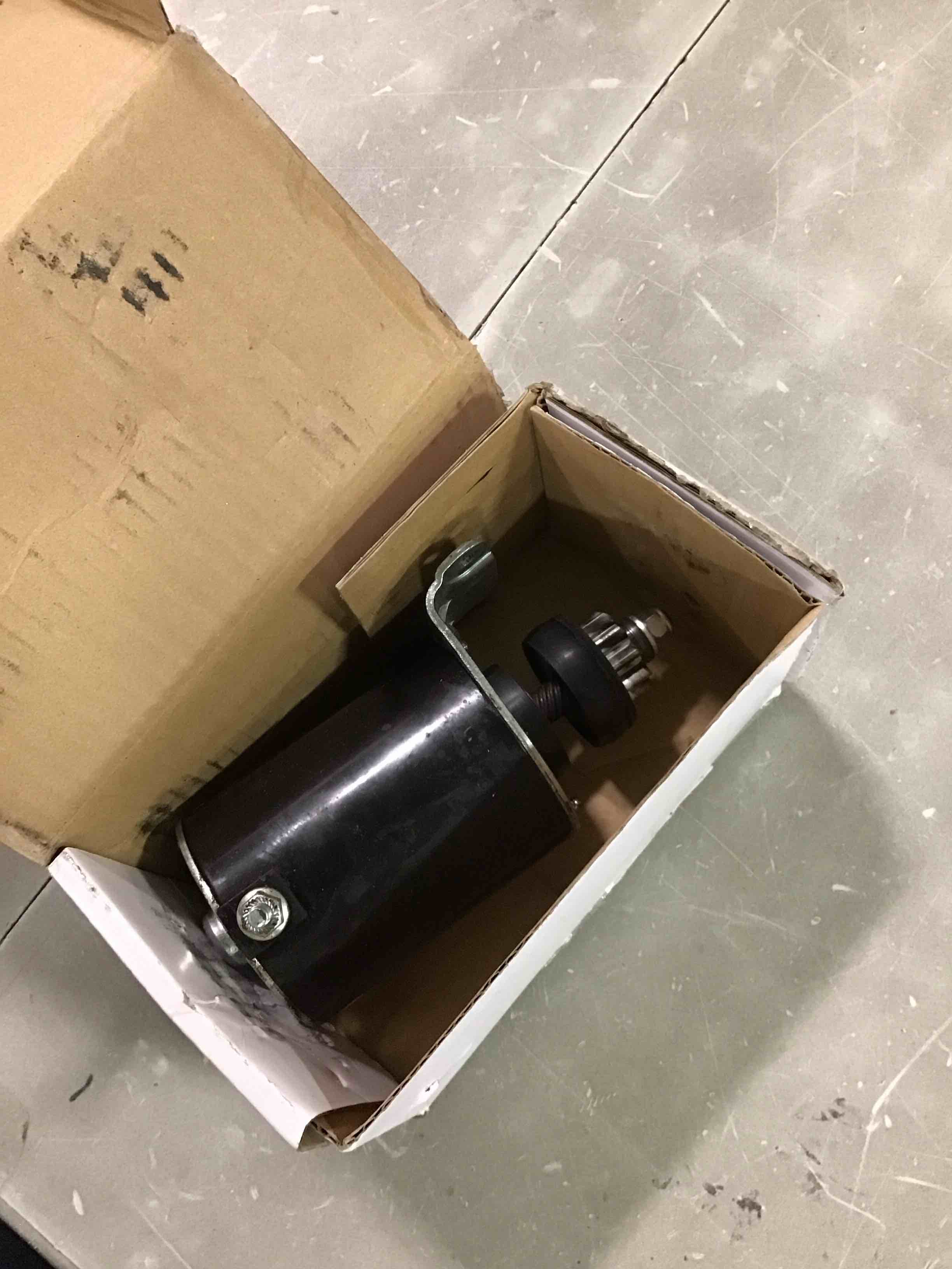 https://s3.amazonaws.com/lotting-images-prod/bidfta/RED6485076_1717268161403.jpeg
