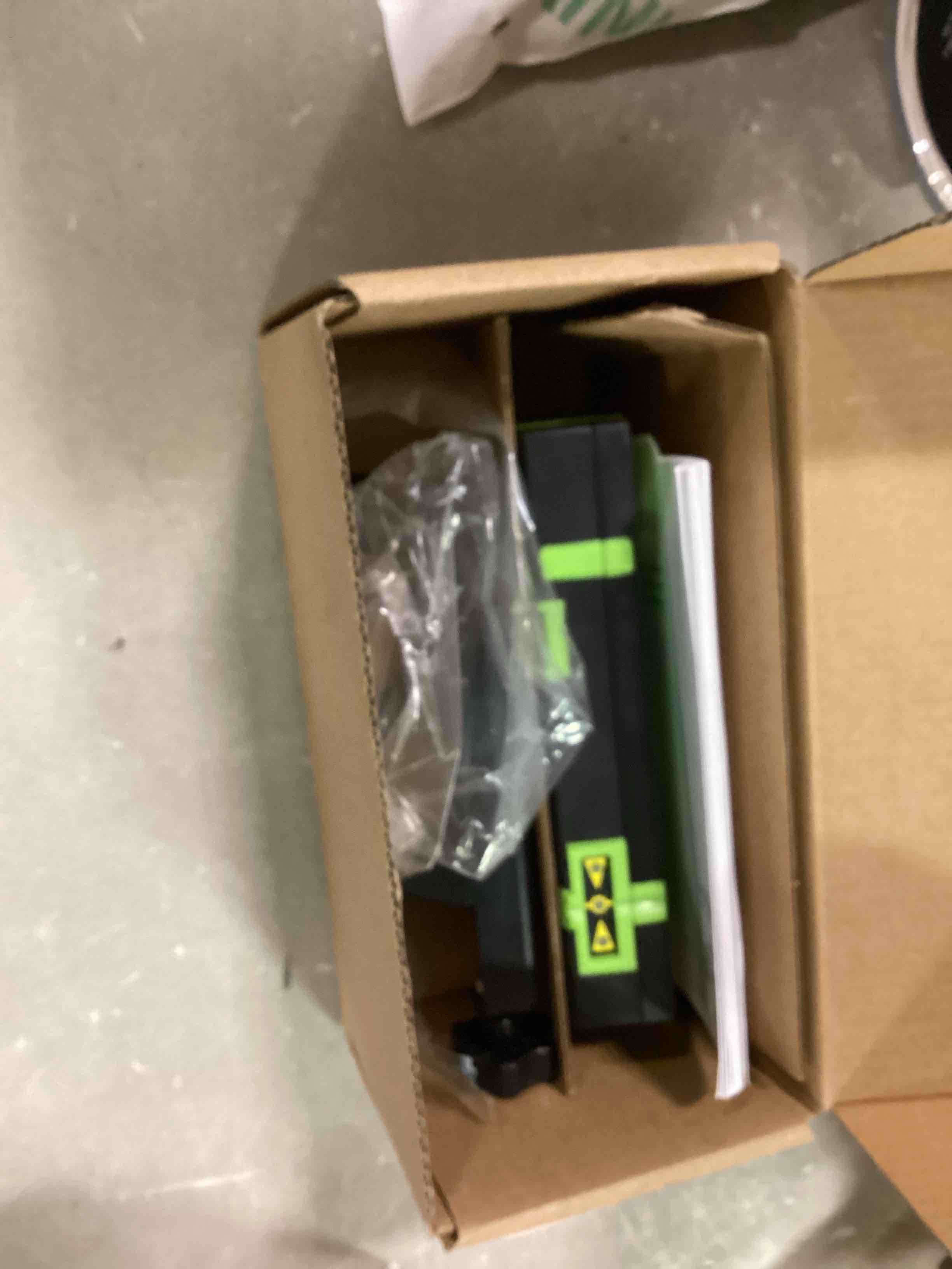 https://s3.amazonaws.com/lotting-images-prod/bidfta/RED6485453_1717599778139.jpeg