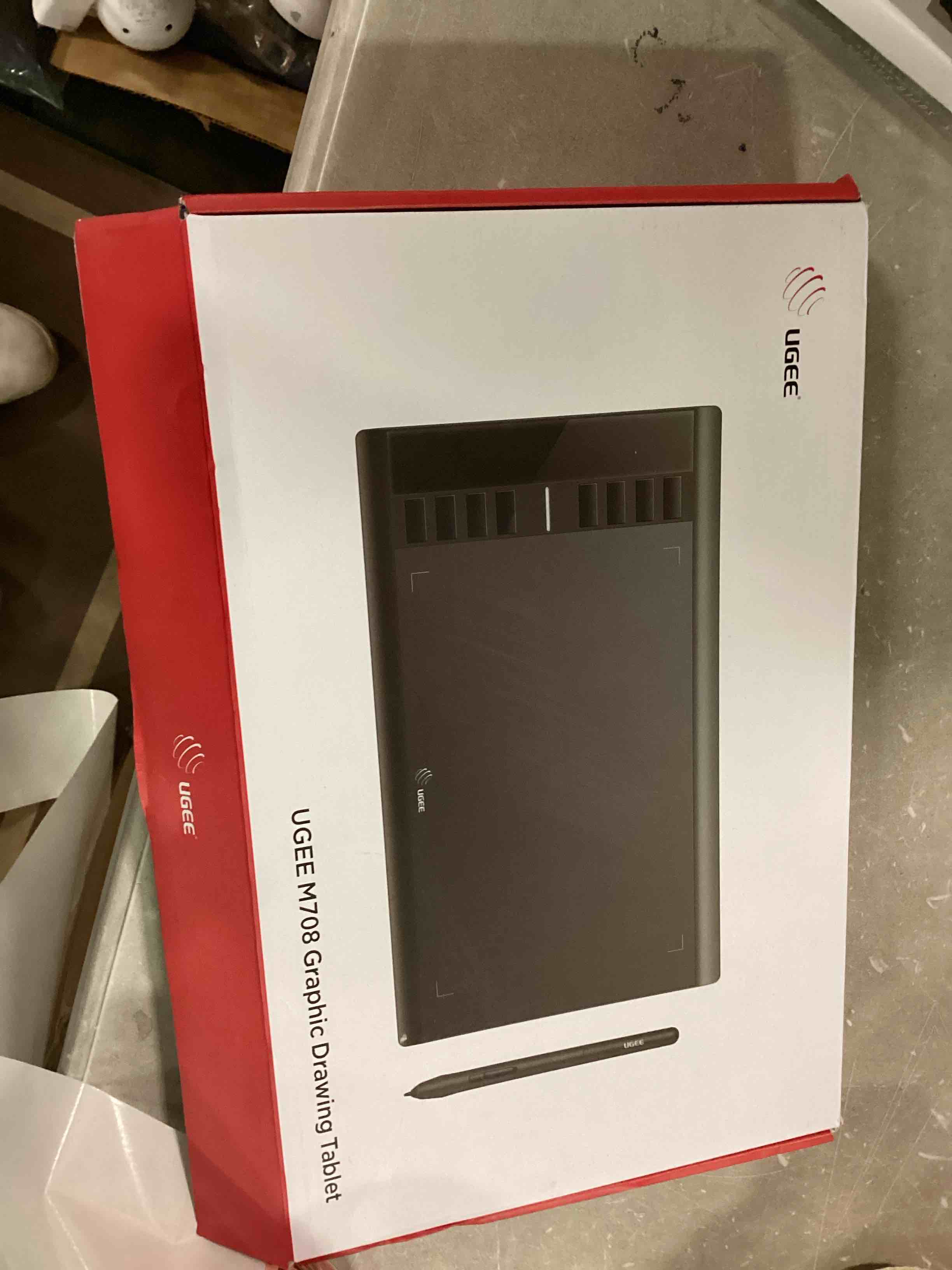 https://s3.amazonaws.com/lotting-images-prod/bidfta/RED6485462_1717600153201.jpeg