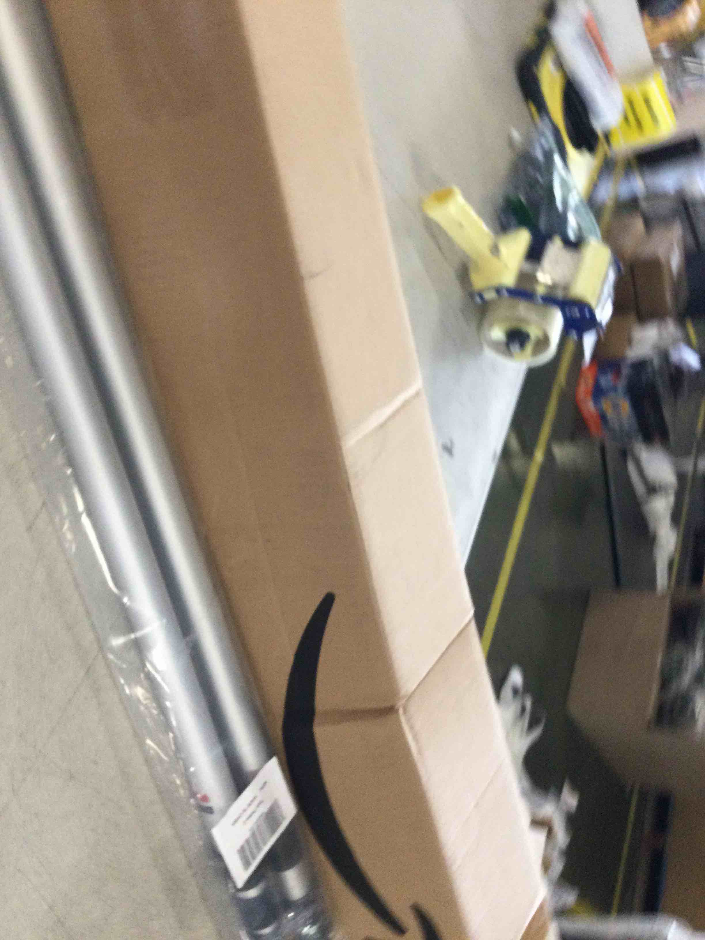 https://s3.amazonaws.com/lotting-images-prod/bidfta/RED6486554_1717088956661.jpeg