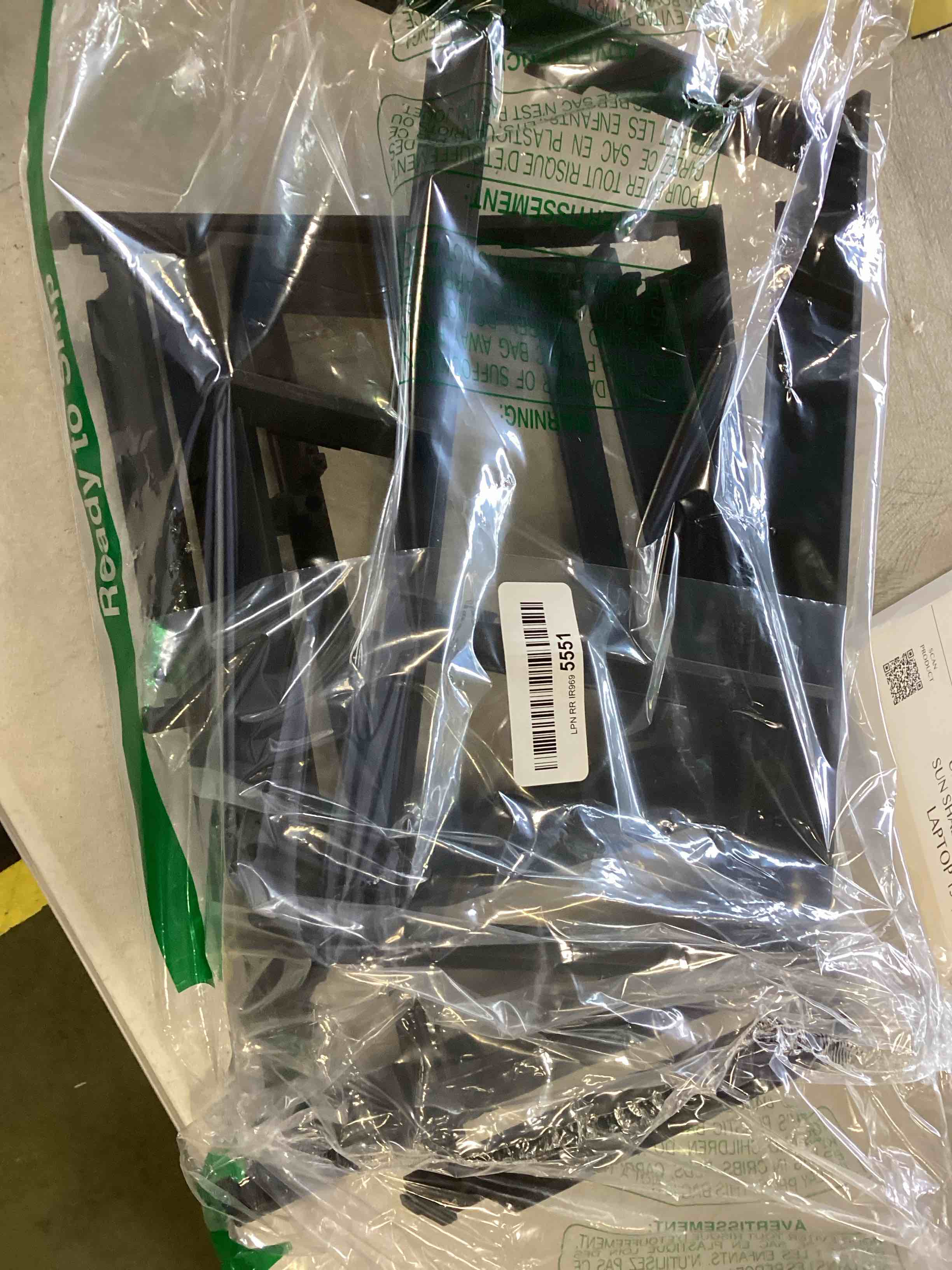https://s3.amazonaws.com/lotting-images-prod/bidfta/RED6486839_1717178124596.jpeg