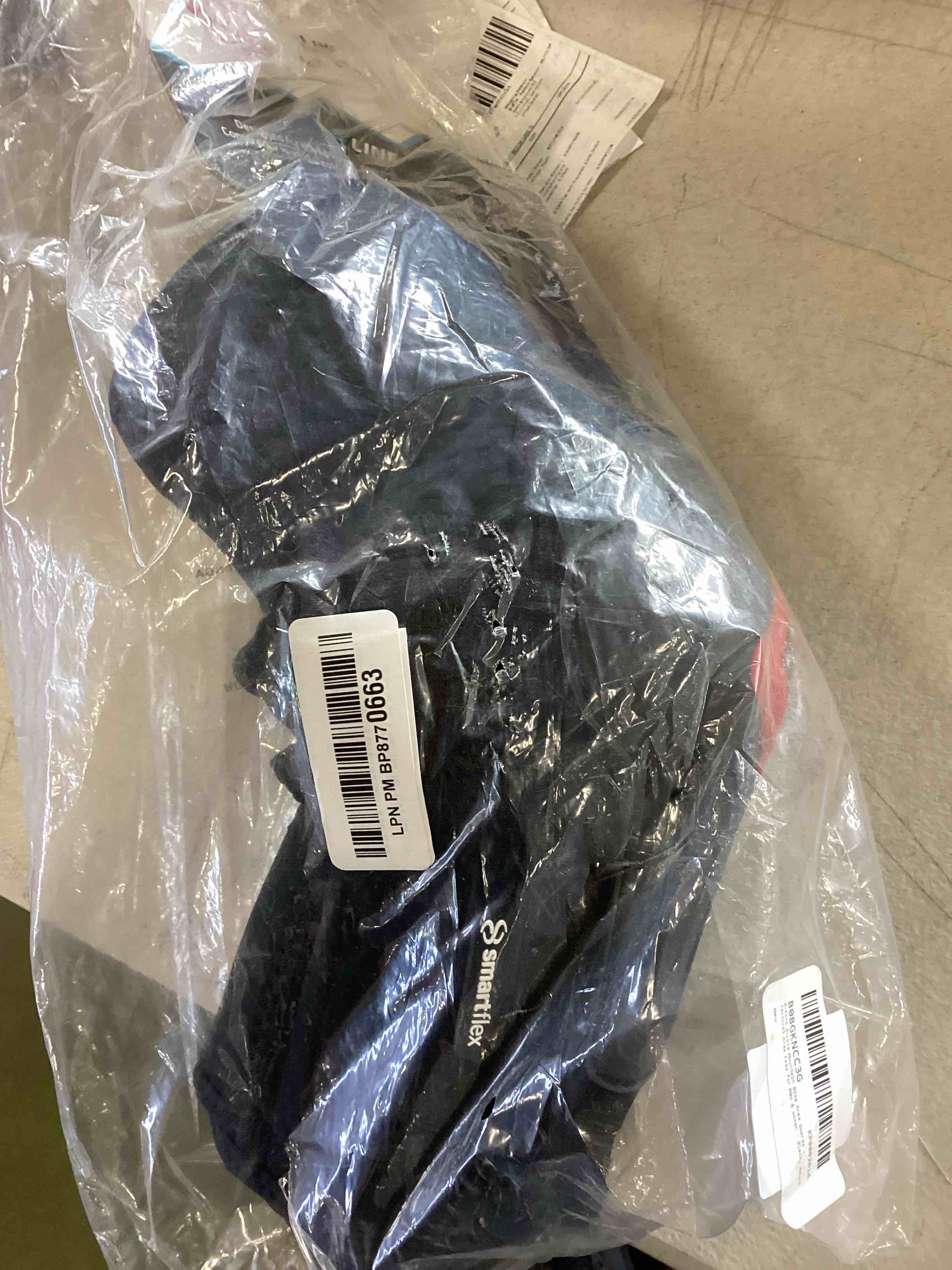 https://s3.amazonaws.com/lotting-images-prod/bidfta/RED6487687_1717506799486.jpeg