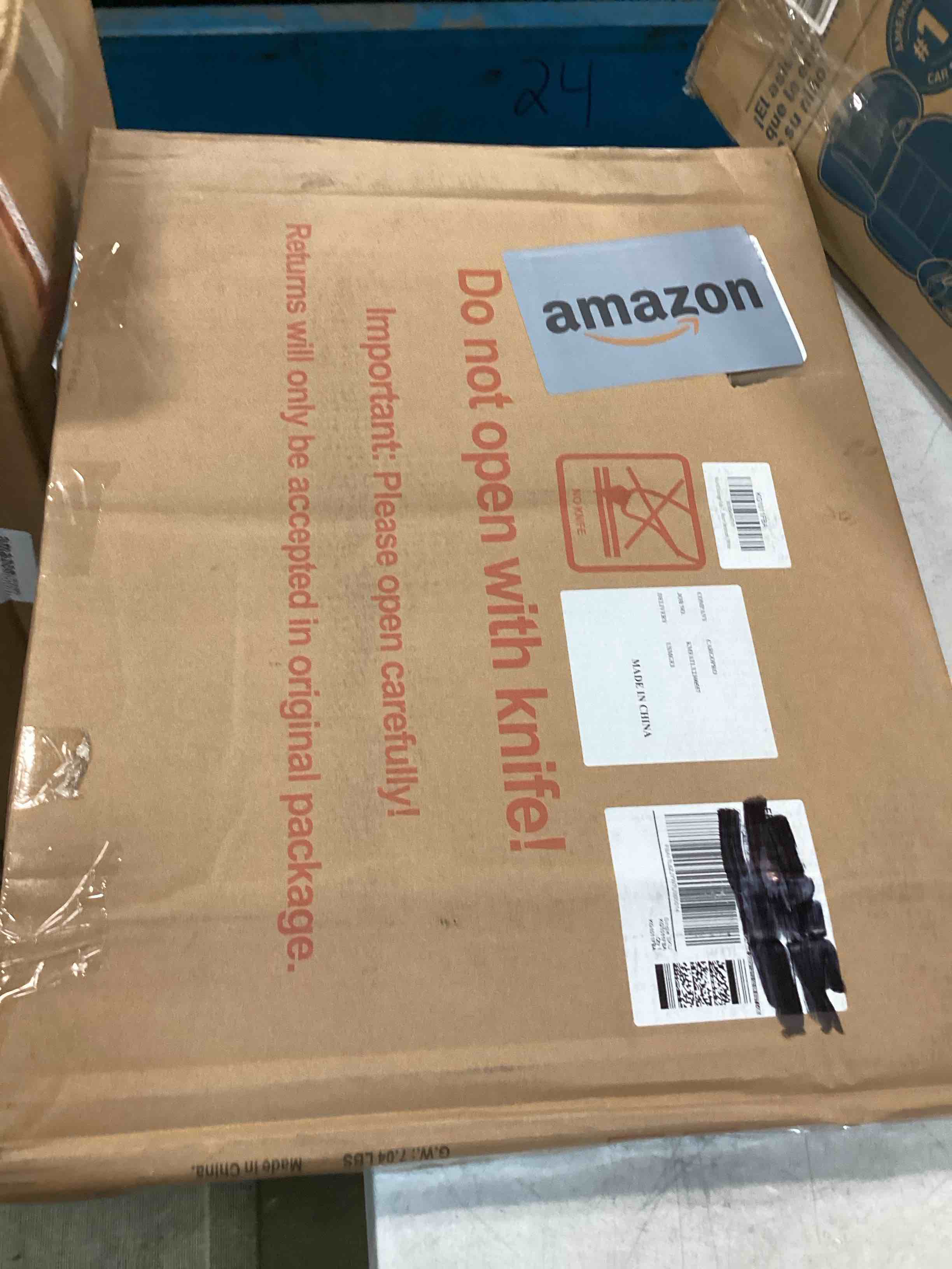 https://s3.amazonaws.com/lotting-images-prod/bidfta/RED6491339_1719229797016.jpeg