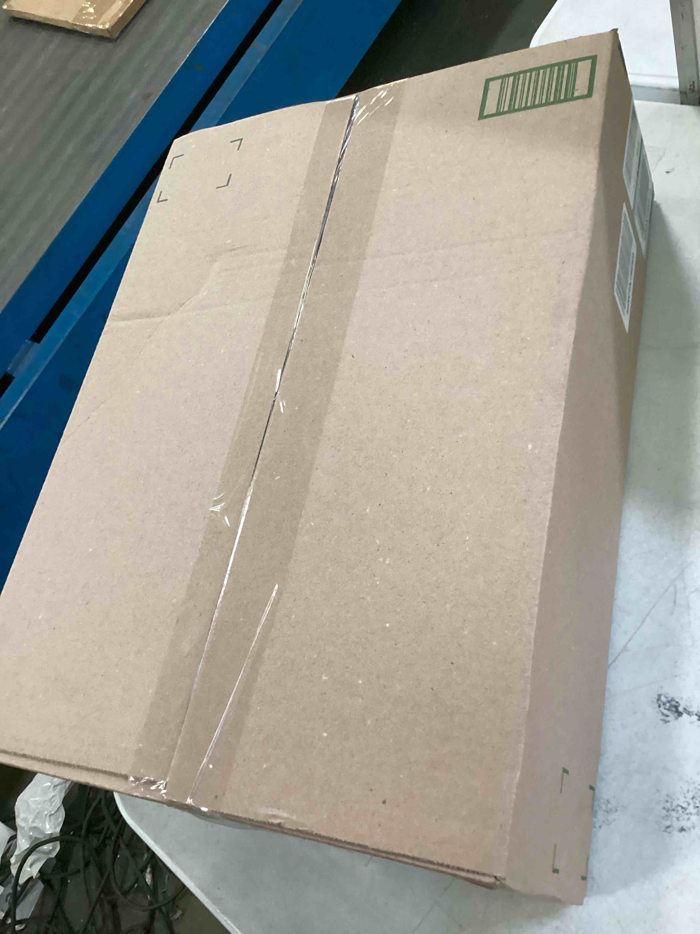 https://s3.amazonaws.com/lotting-images-prod/bidfta/RED6494703_1719240704540.jpeg