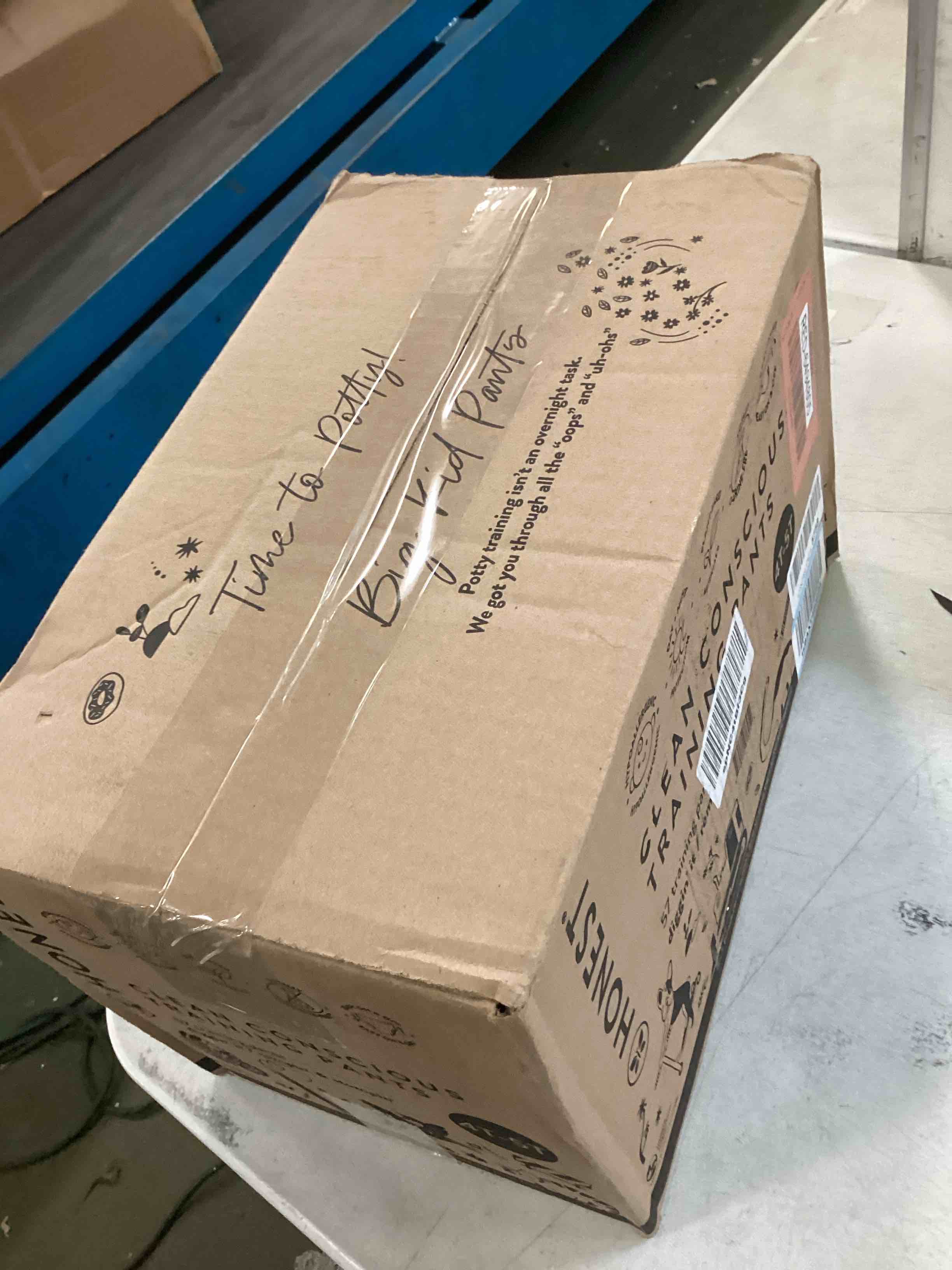 https://s3.amazonaws.com/lotting-images-prod/bidfta/RED6494805_1719254480521.jpeg