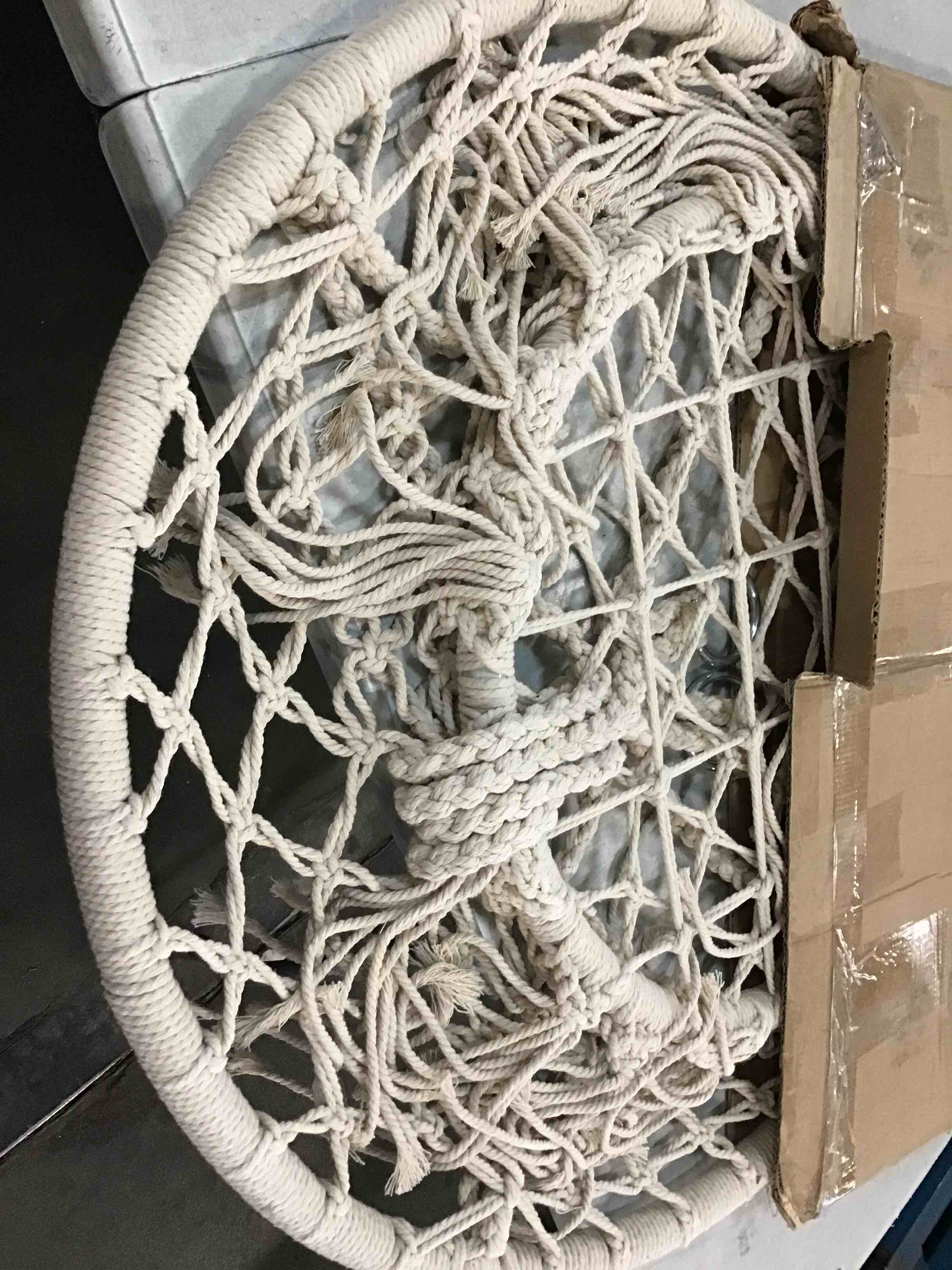https://s3.amazonaws.com/lotting-images-prod/bidfta/RED6495542_1719073652885.jpeg
