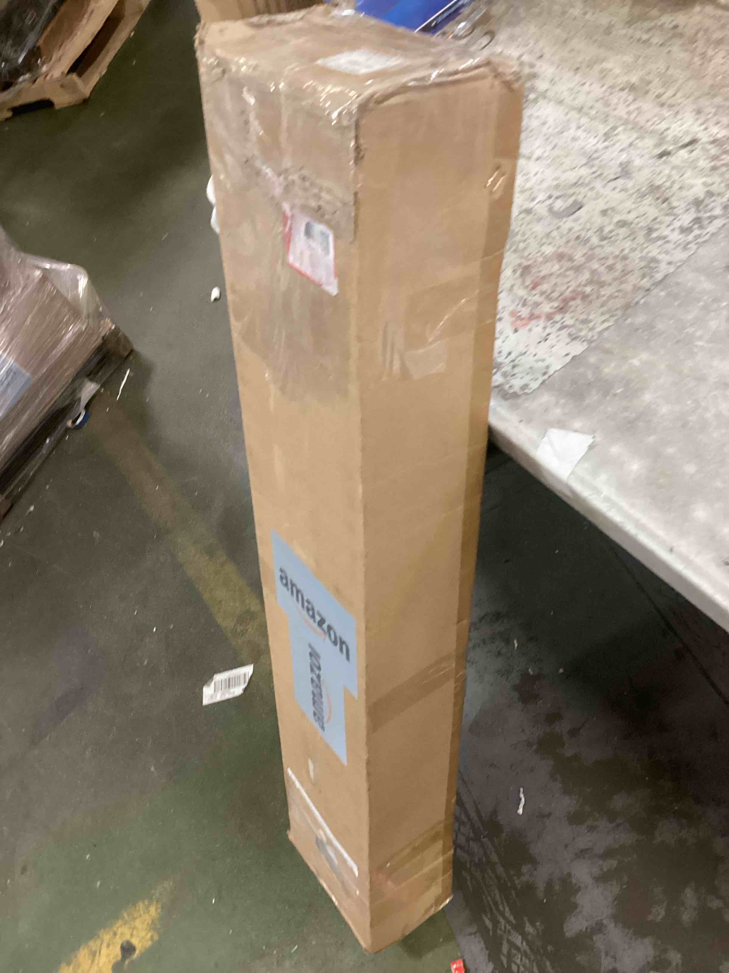 https://s3.amazonaws.com/lotting-images-prod/bidfta/RED6495573_1719318762046.jpeg