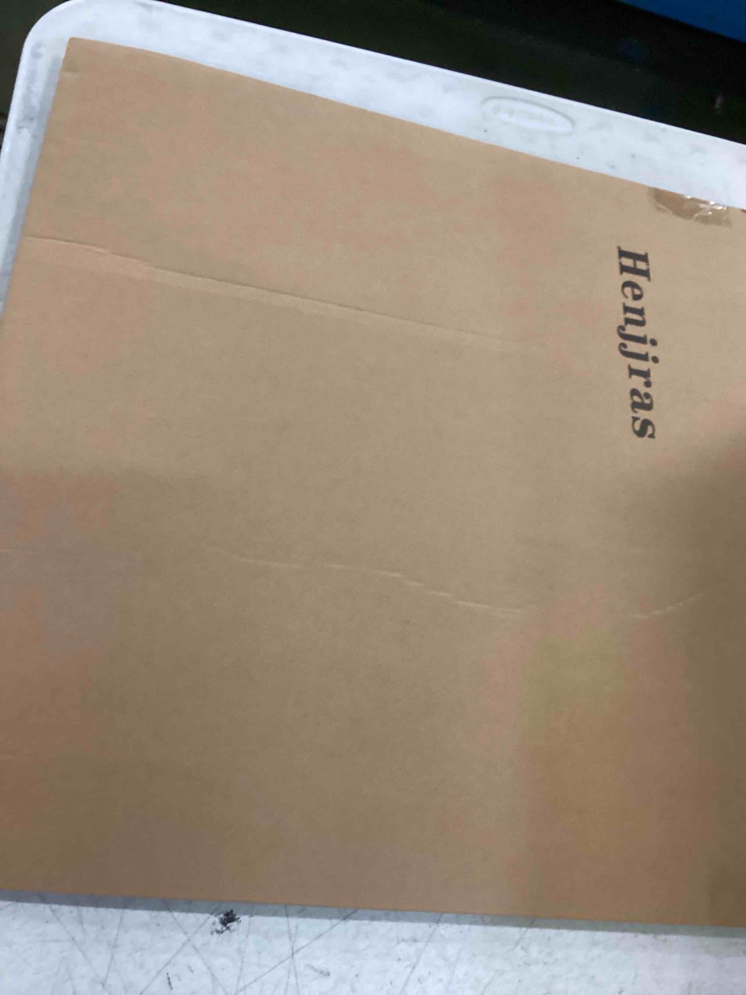 https://s3.amazonaws.com/lotting-images-prod/bidfta/RED6495840_1719409004816.jpeg