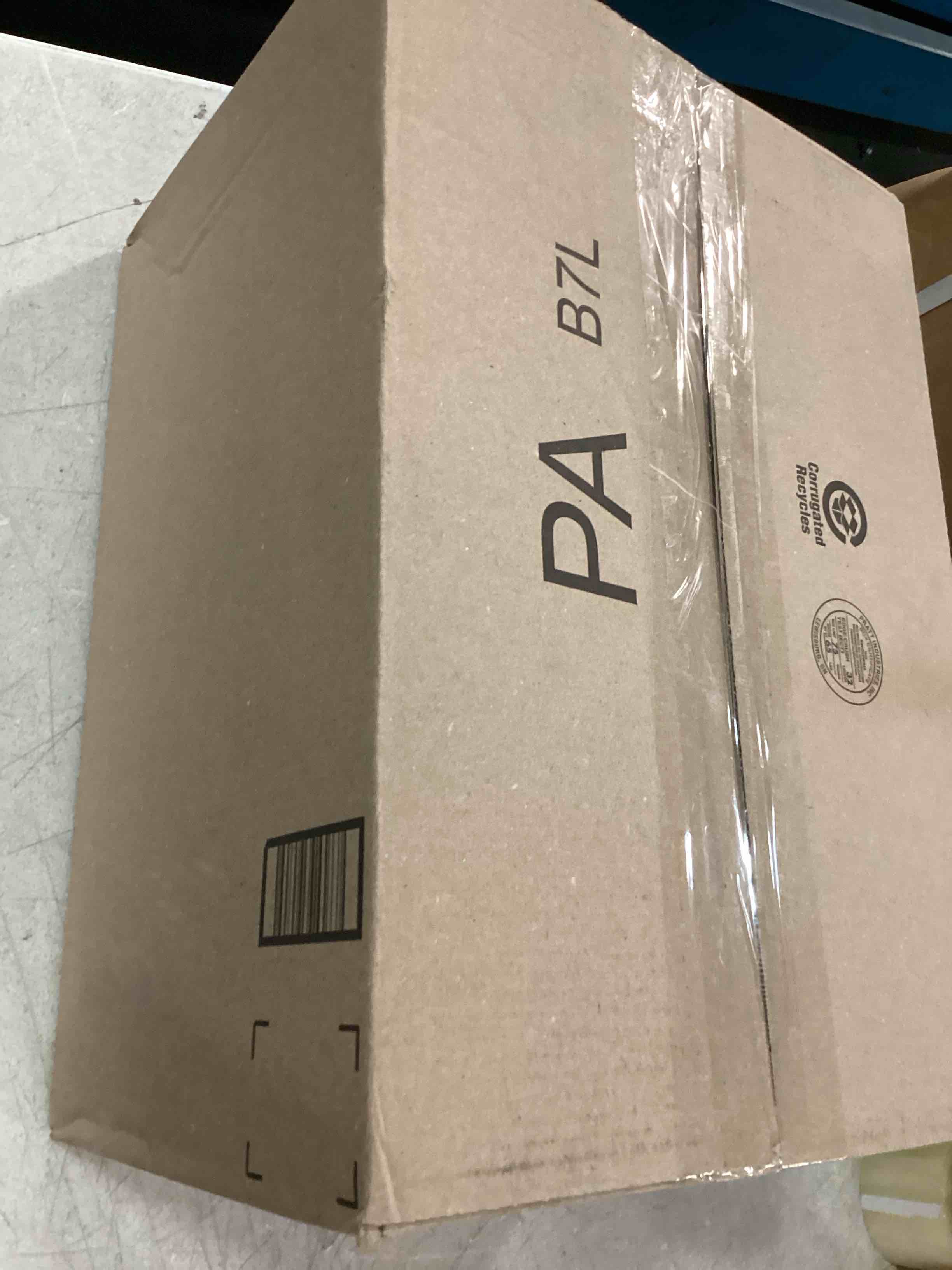 https://s3.amazonaws.com/lotting-images-prod/bidfta/RED6499121_1718968269013.jpeg