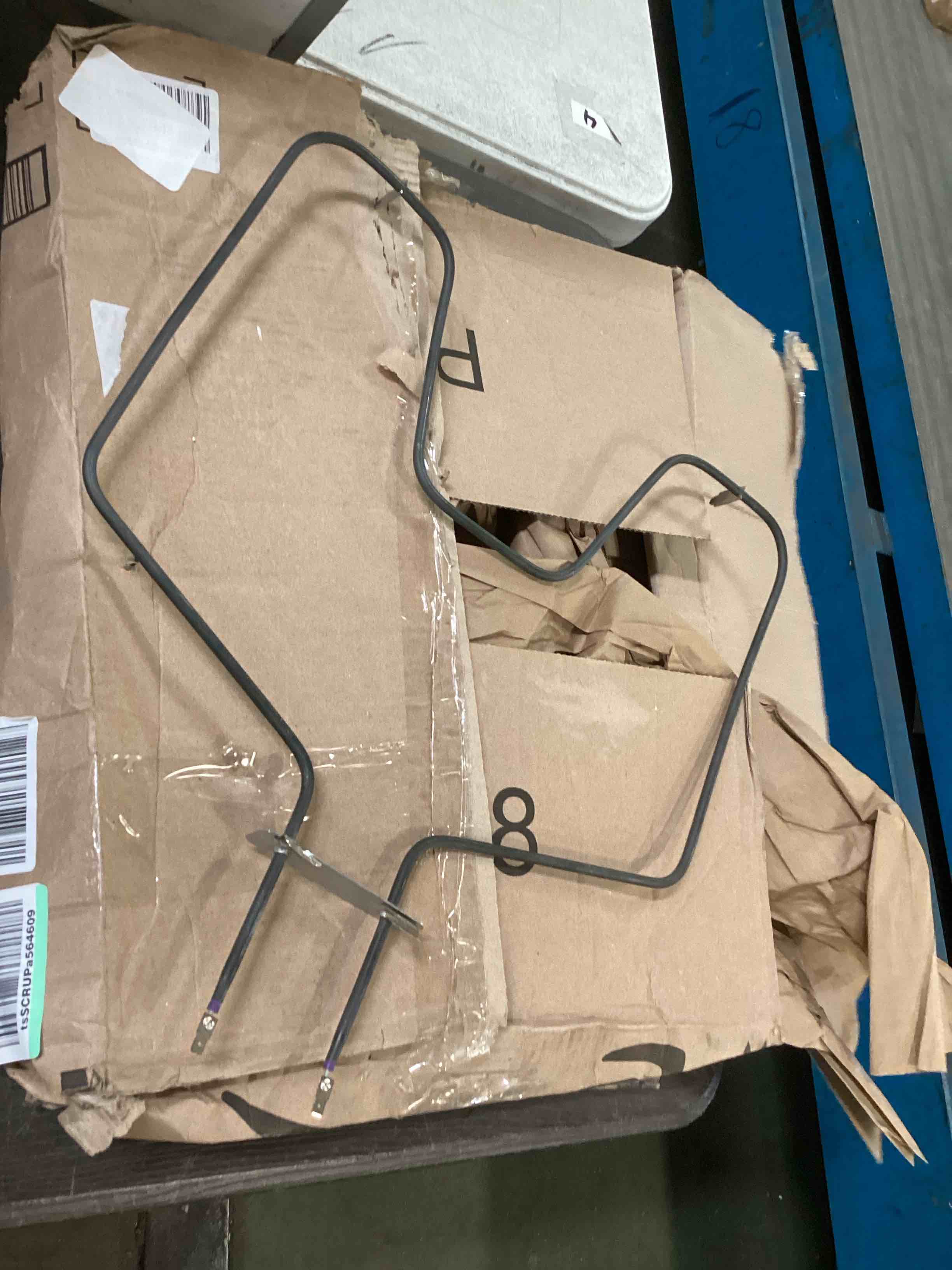 https://s3.amazonaws.com/lotting-images-prod/bidfta/RED6499583_1719240790422.jpeg