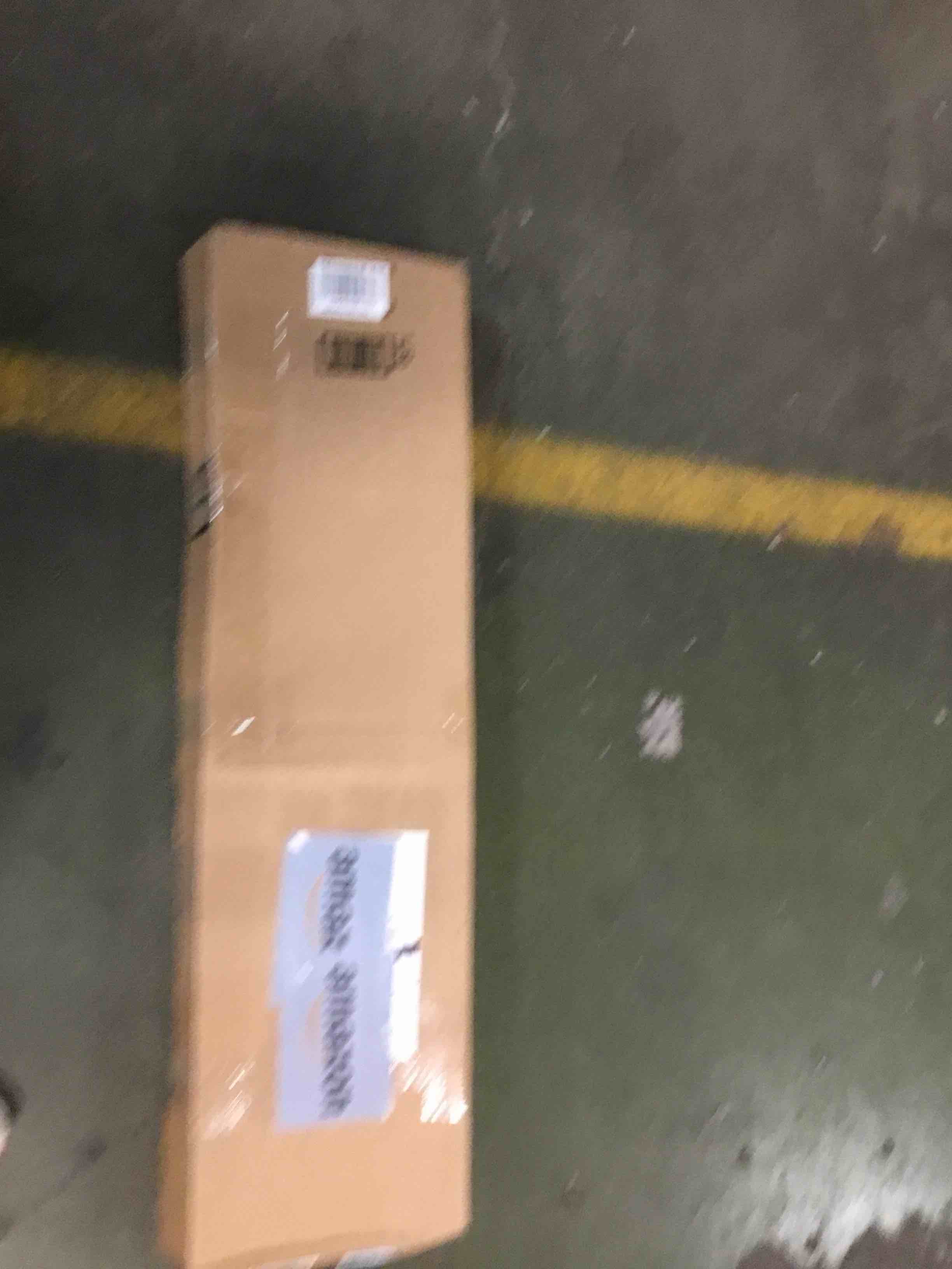 https://s3.amazonaws.com/lotting-images-prod/bidfta/RED6499744_1719281780836.jpeg