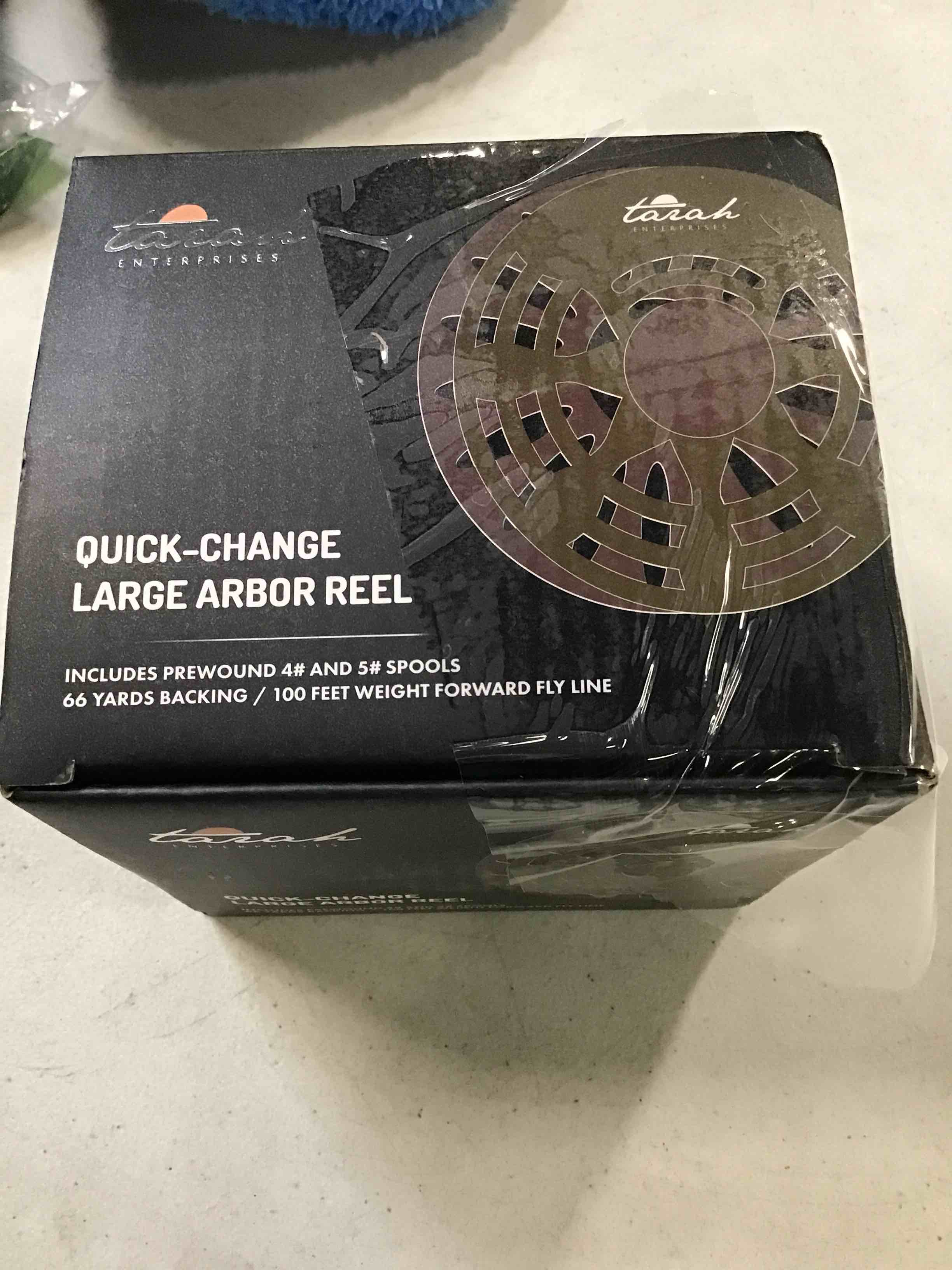 https://s3.amazonaws.com/lotting-images-prod/bidfta/RED6502872_1716648481630.jpeg