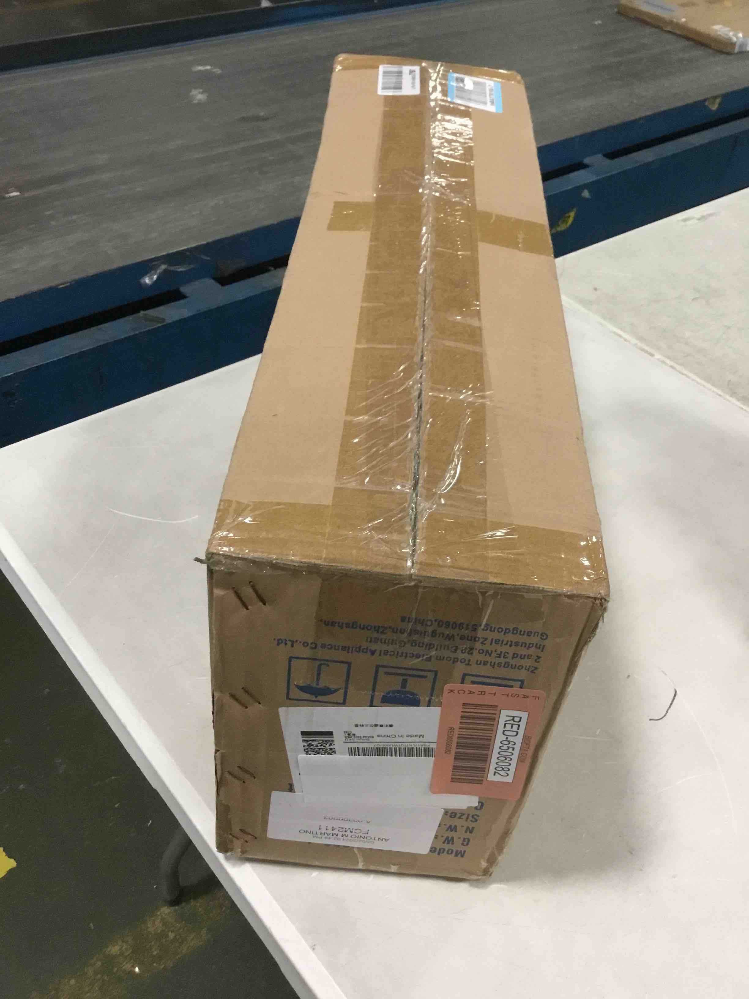 https://s3.amazonaws.com/lotting-images-prod/bidfta/RED6506082_1716377339063.jpeg