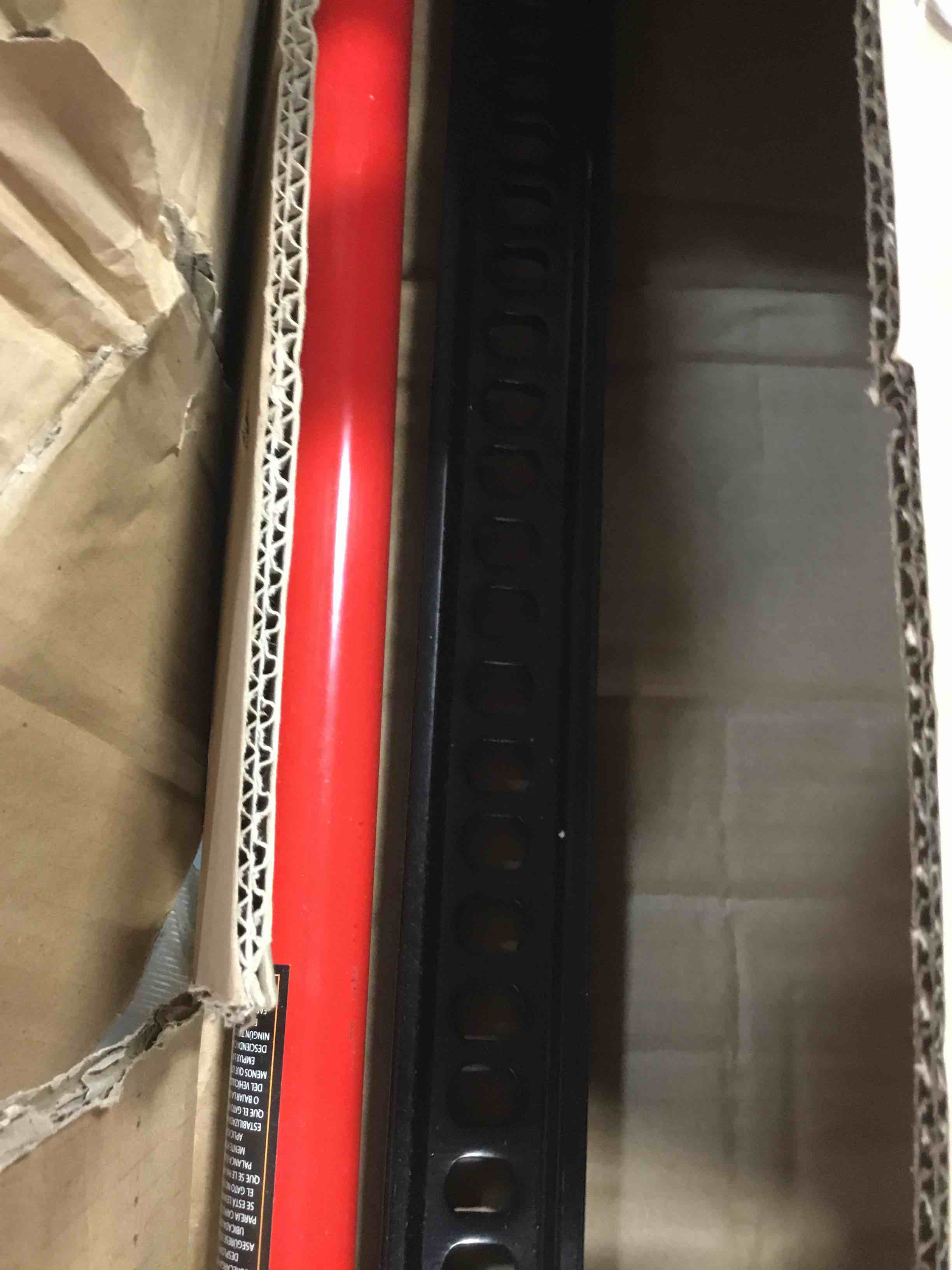 https://s3.amazonaws.com/lotting-images-prod/bidfta/RED6506471_1716550638900.jpeg