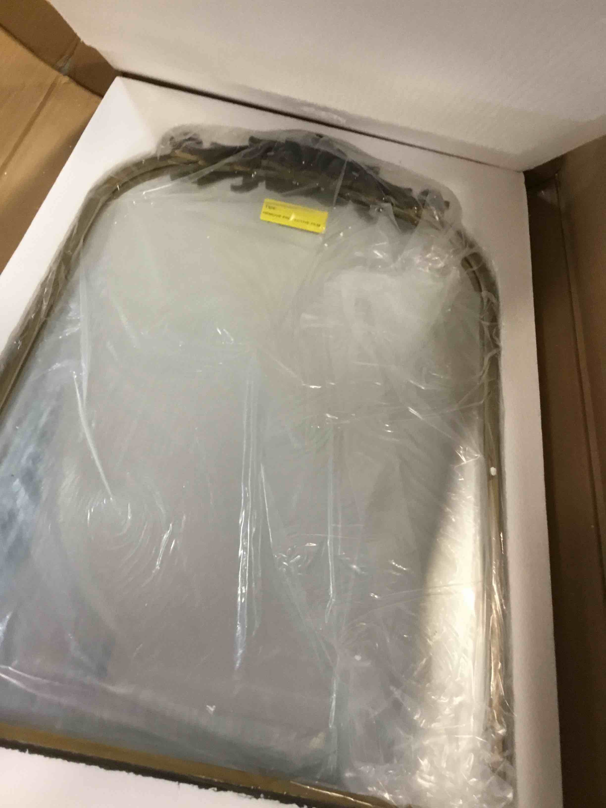 https://s3.amazonaws.com/lotting-images-prod/bidfta/RED6506579_1716565737354.jpeg