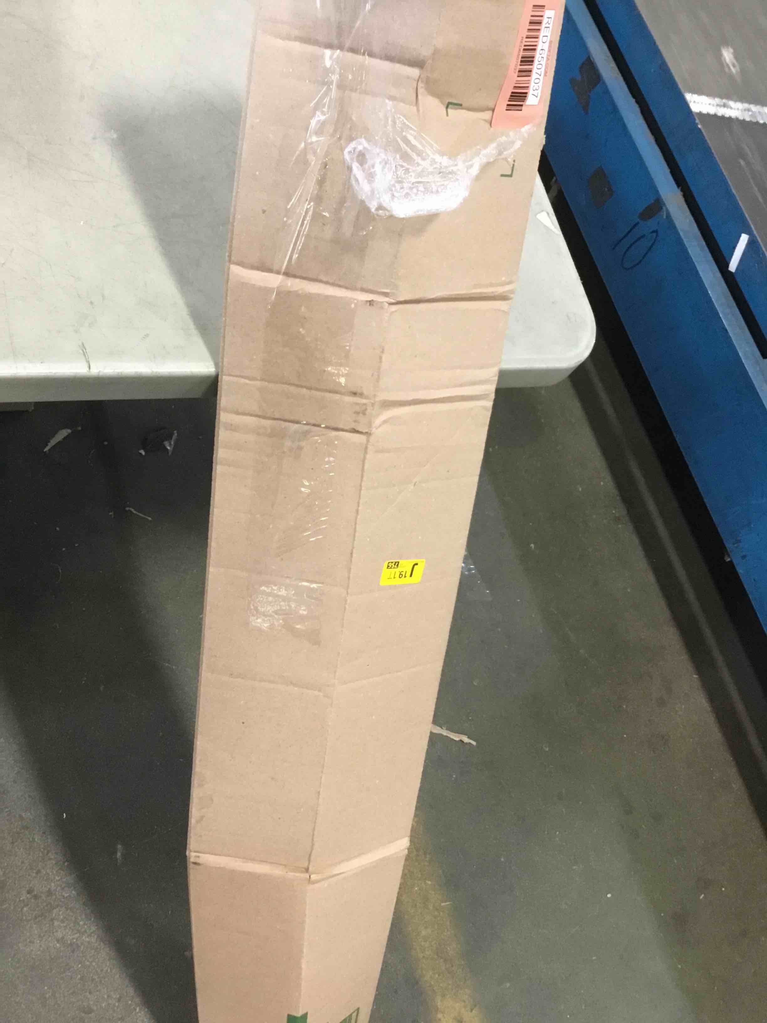 https://s3.amazonaws.com/lotting-images-prod/bidfta/RED6507037_1717083229403.jpeg