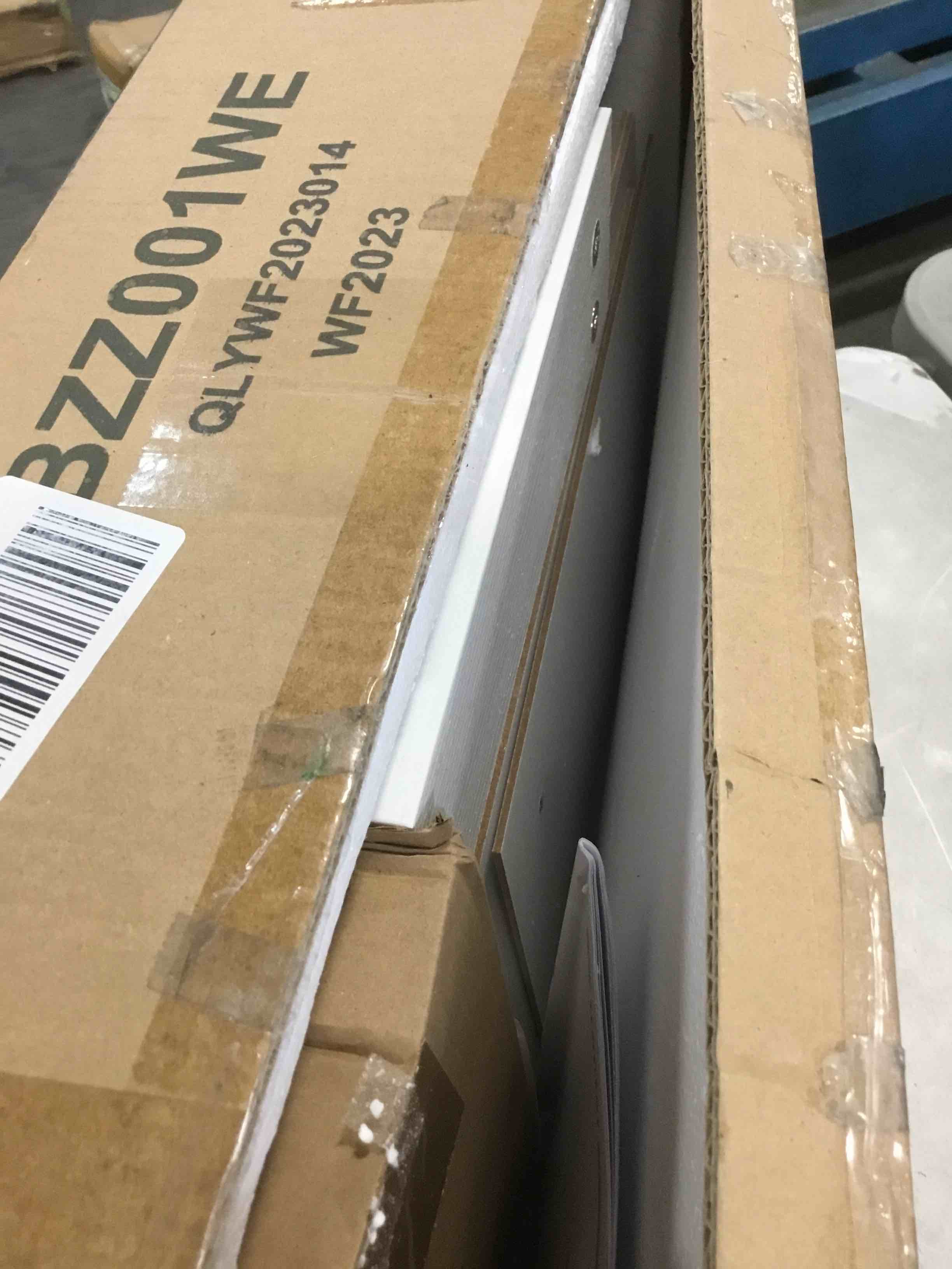 https://s3.amazonaws.com/lotting-images-prod/bidfta/RED6507426_1717184705207.jpeg