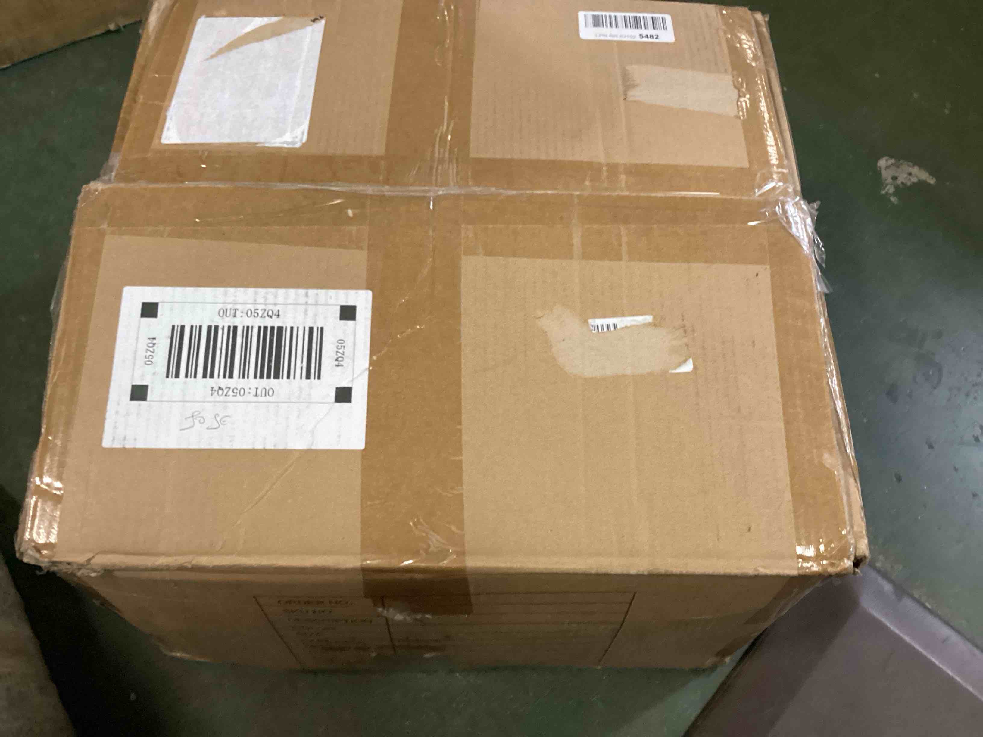 https://s3.amazonaws.com/lotting-images-prod/bidfta/RED6507943_1716484770740.jpeg