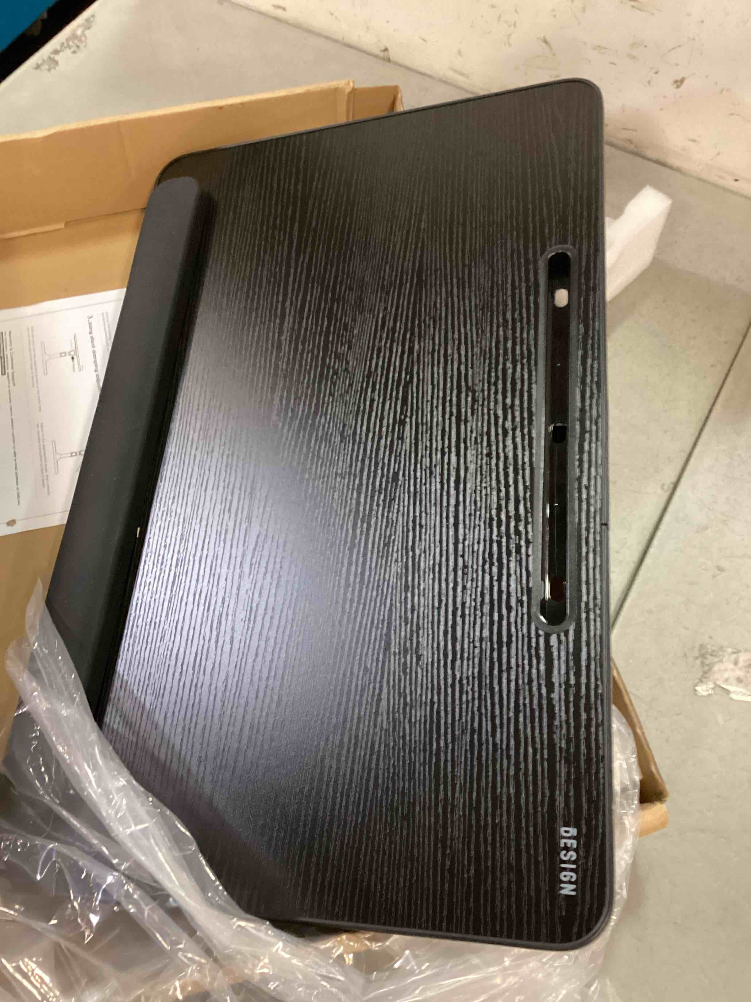 https://s3.amazonaws.com/lotting-images-prod/bidfta/RED6508004_1716492887312.jpeg
