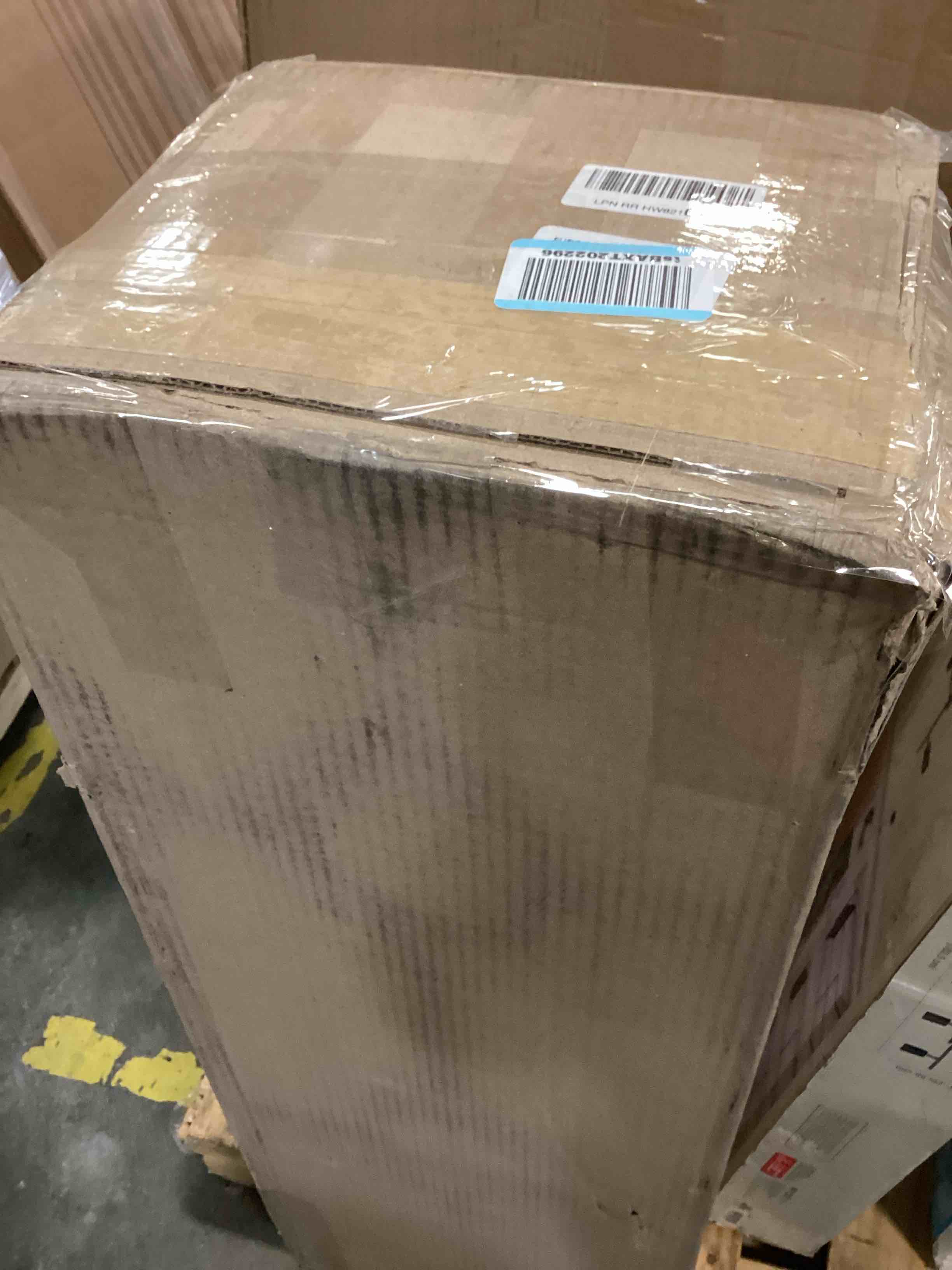 https://s3.amazonaws.com/lotting-images-prod/bidfta/RED6508255_1716580409326.jpeg