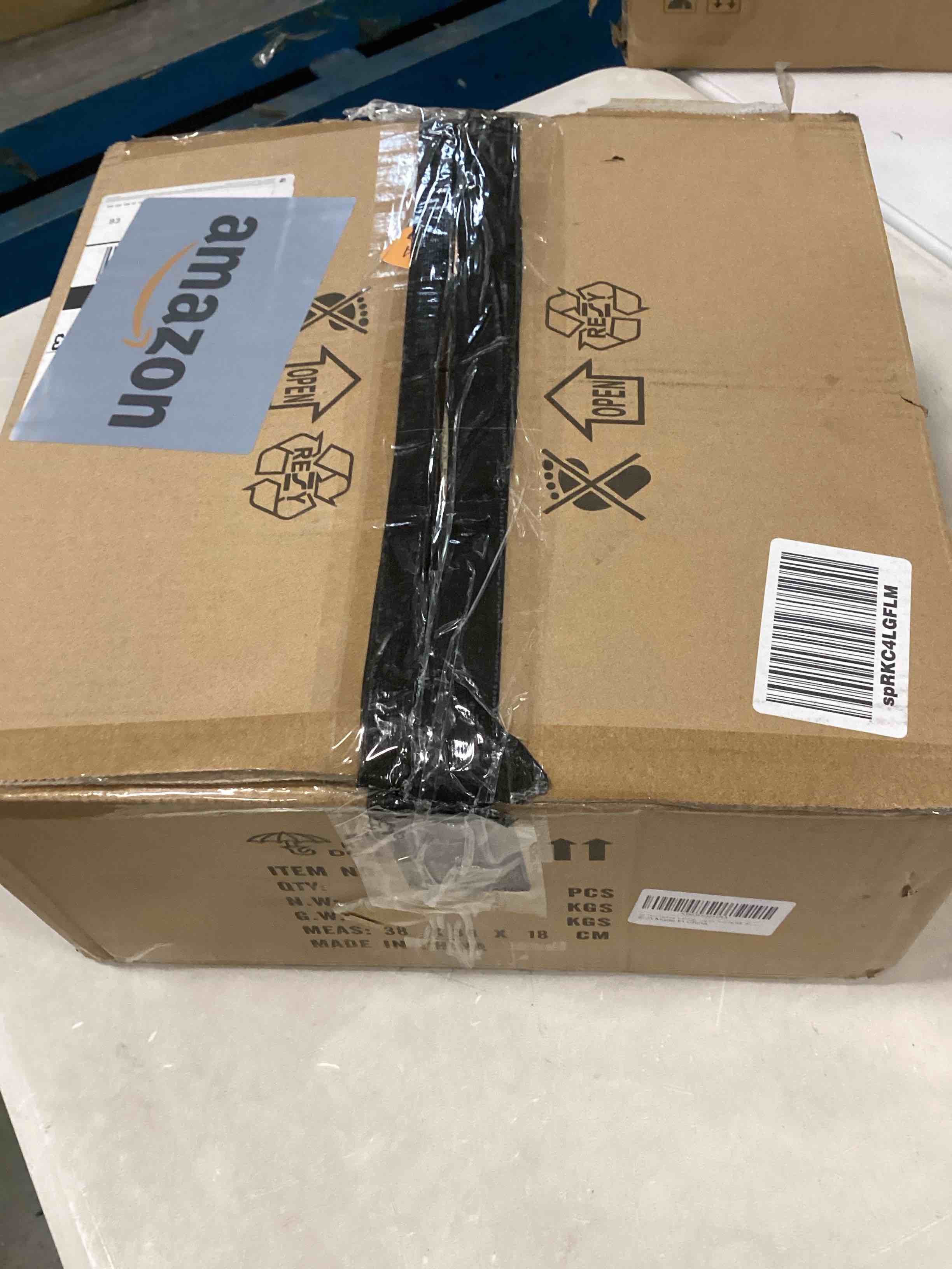 https://s3.amazonaws.com/lotting-images-prod/bidfta/RED6508298_1716898152281.jpeg
