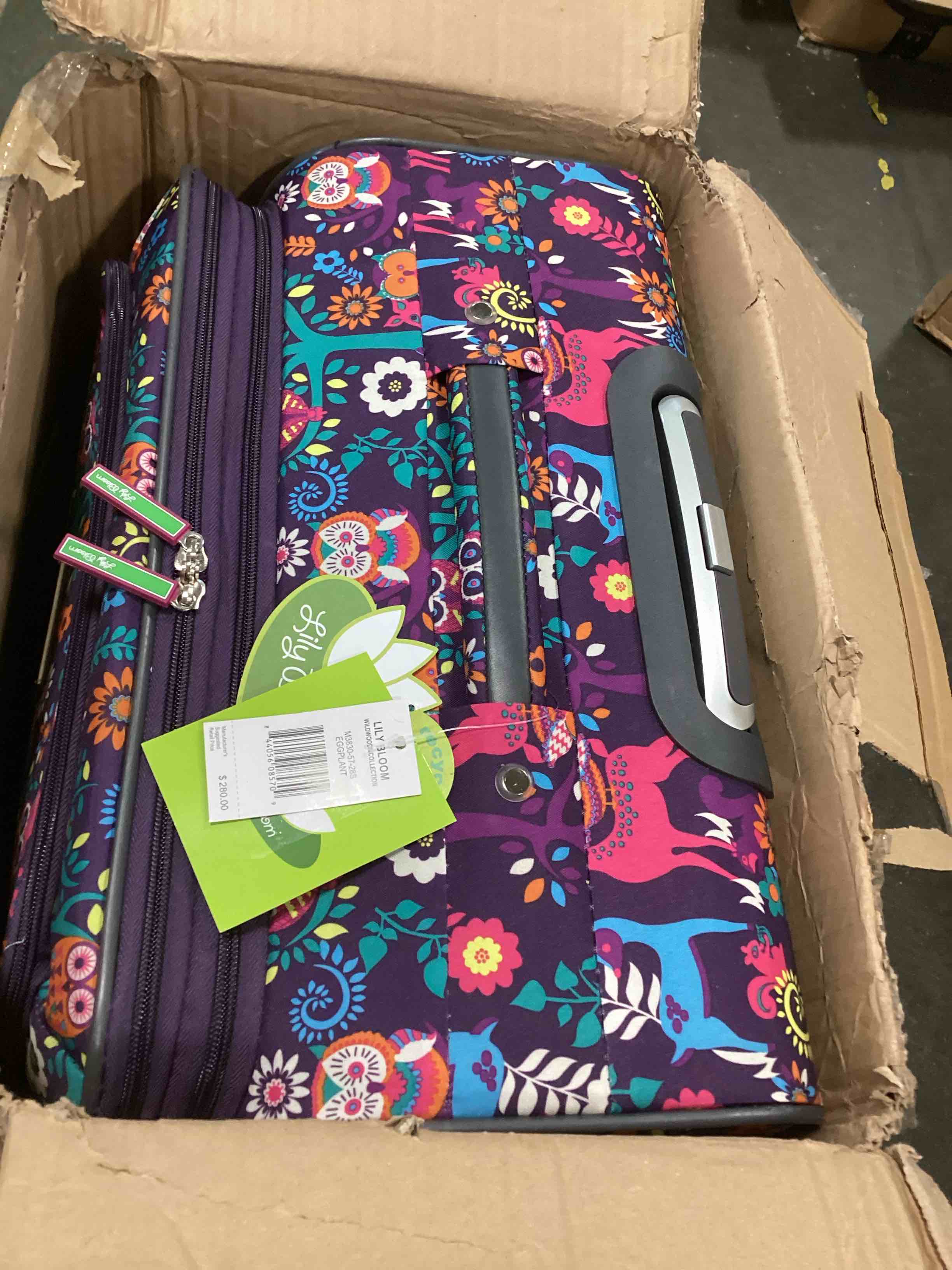 https://s3.amazonaws.com/lotting-images-prod/bidfta/RED6508646_1716997432603.jpeg